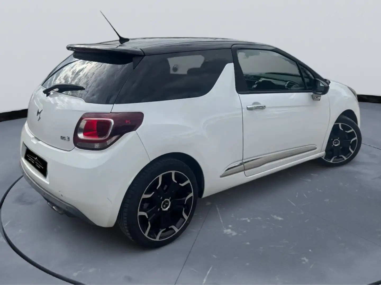 Citroen DS3 1.6 THP 165 SPORT CHIC Blanco - 2