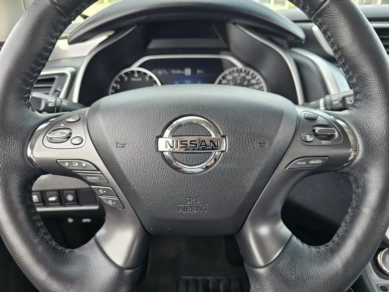 Nissan Murano снимка Nissan Murano