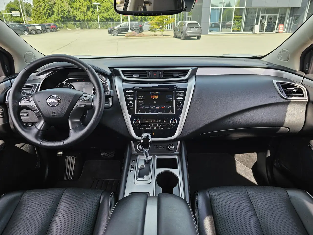 Nissan Murano снимка Nissan Murano