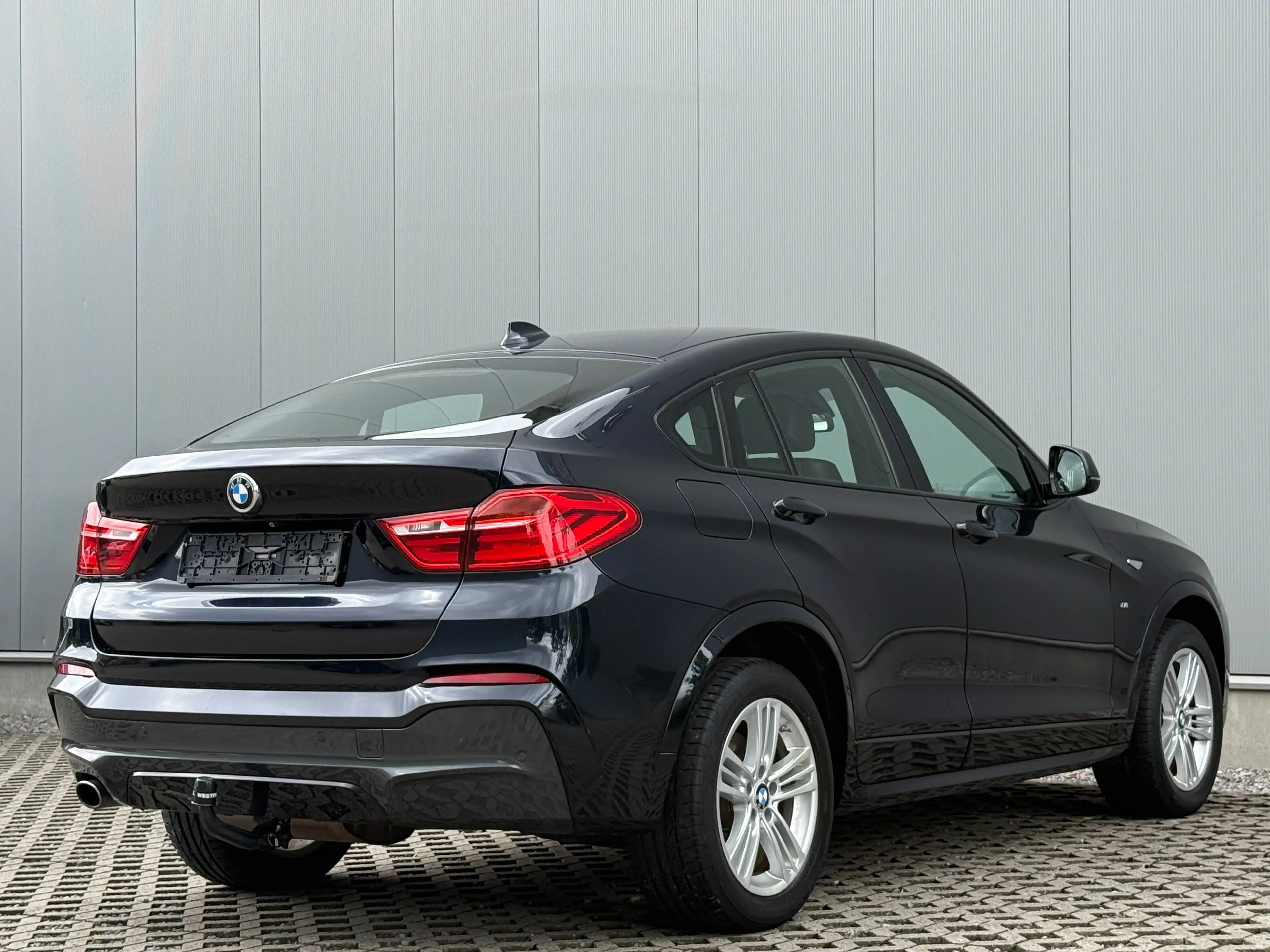 BMW X4 2.0 dA xDrive20 M-Pack Camera Xenon Keyless Cruise Euro6b — photo 4