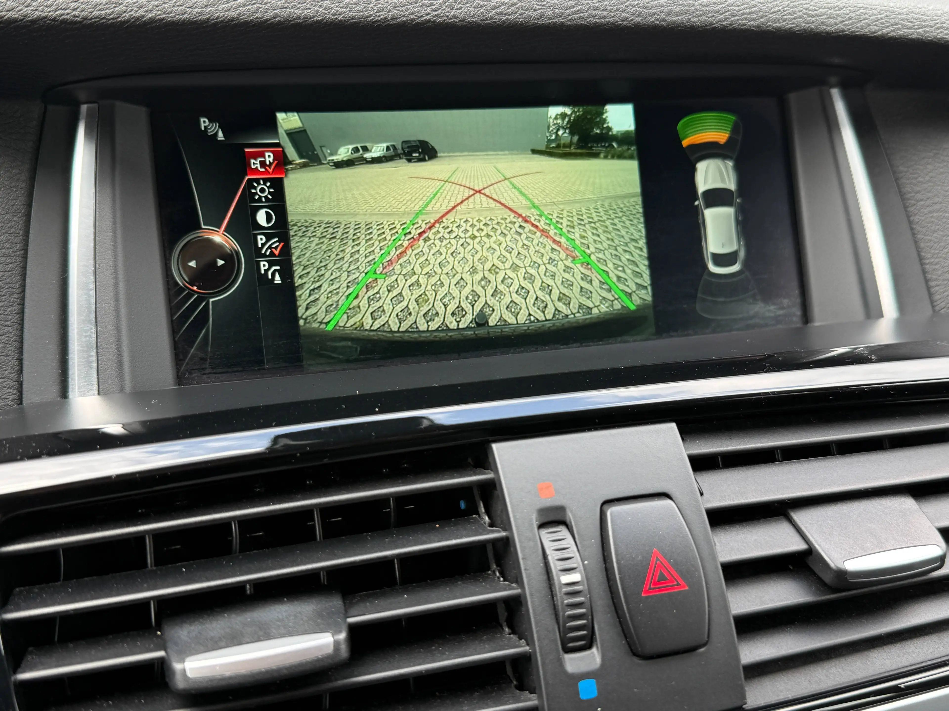 BMW X4 2.0 dA xDrive20 M-Pack Camera Xenon Keyless Cruise Euro6b — photo 10