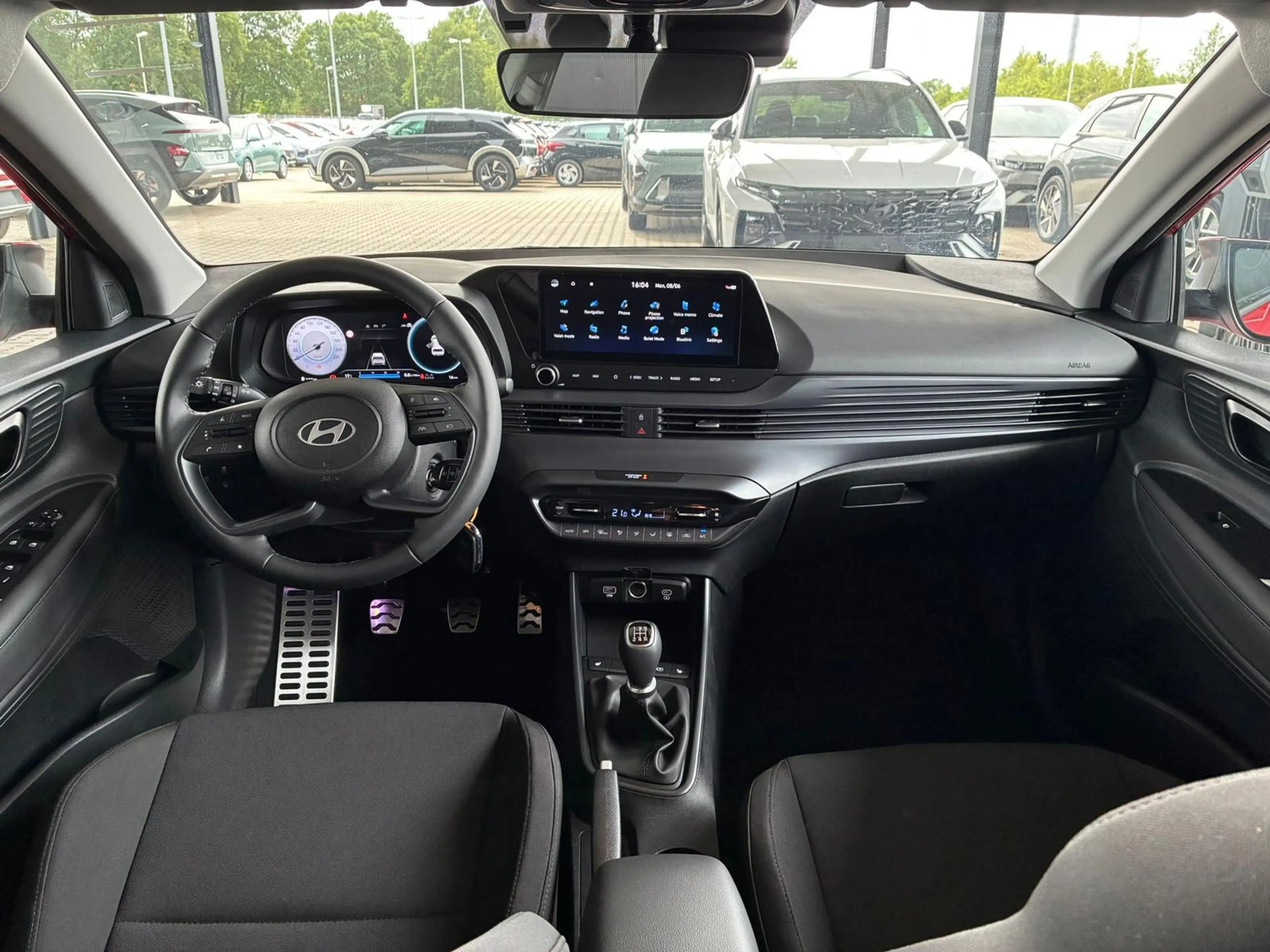 Hyundai BAYON Comfort Plus 1.2 MPI / Navi / PDC m. Kamera / Klim — photo 10