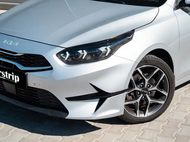 Kia Ceed view 8