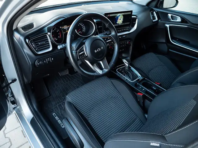 Kia Ceed view 15