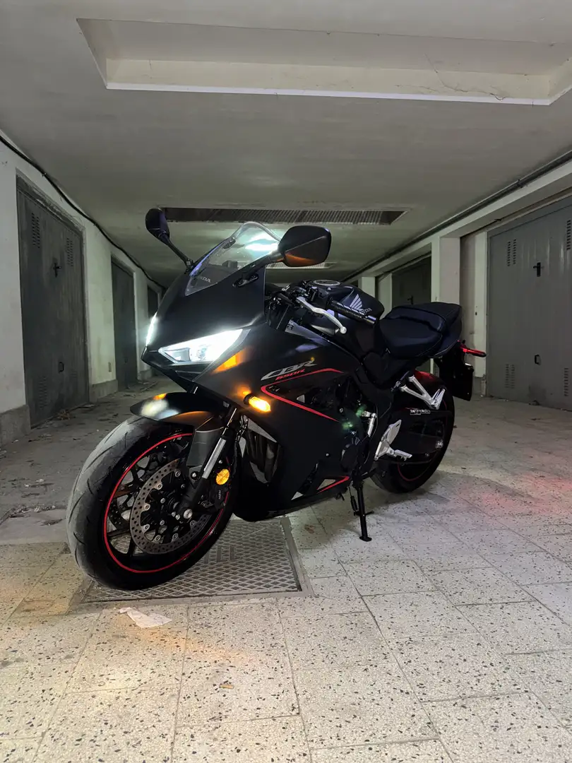 Honda CBR 650 - 1