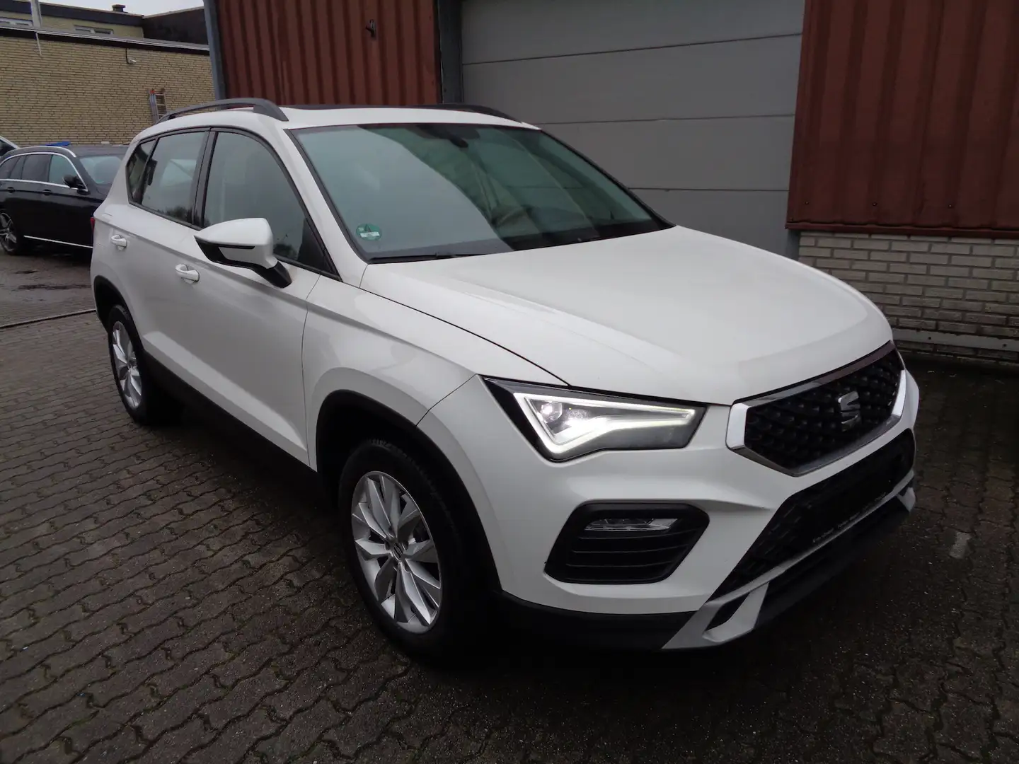 SEAT Ateca 2.0 TDI Style, Ambiente, Panorama, AHK Weiß - 2