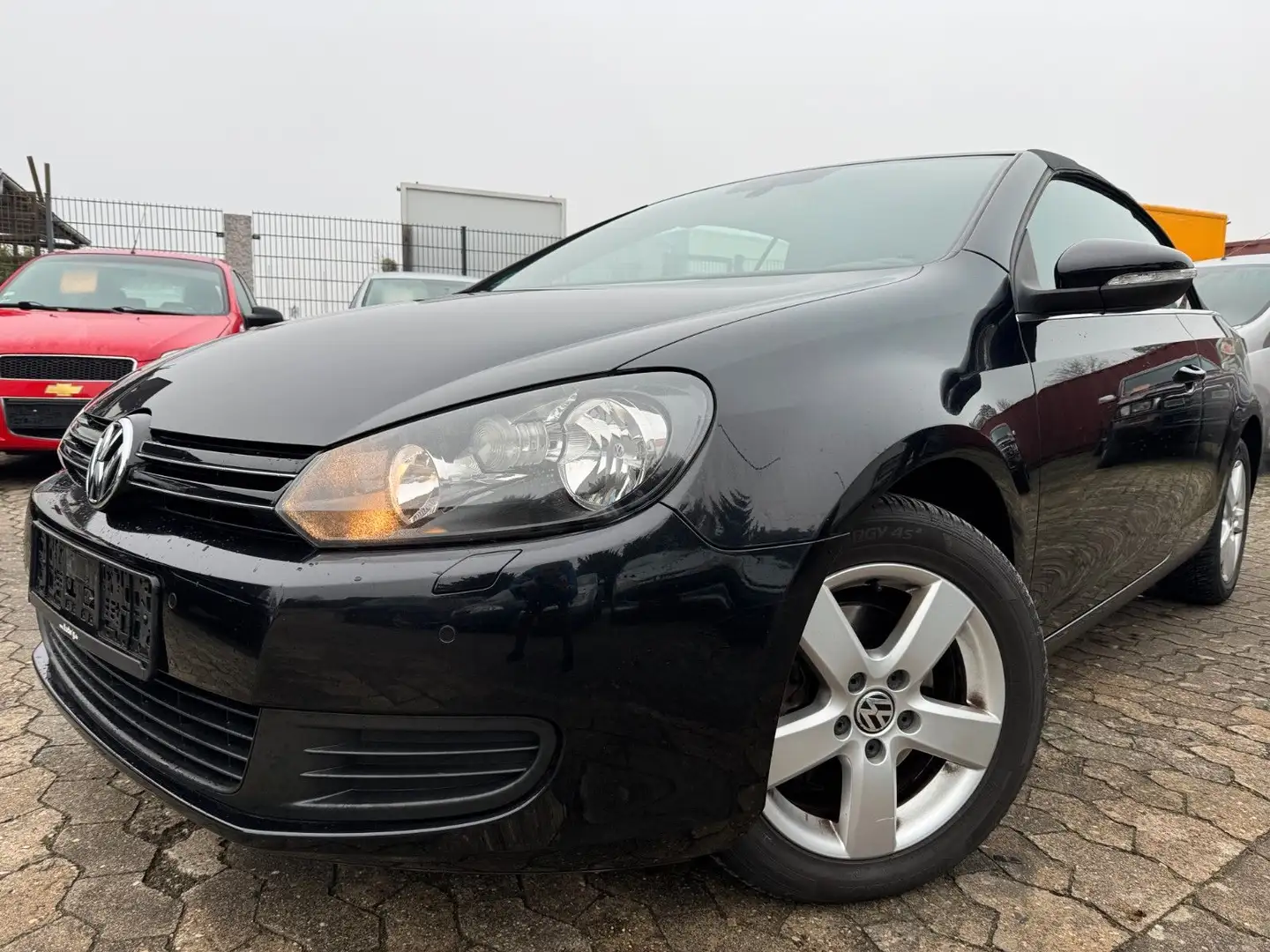 Volkswagen Golf VI  Cabriolet Basis BMT,Klimaautomatik,PDC Schwarz - 1