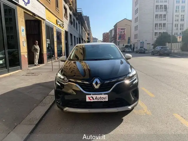 Renault Captur view 2