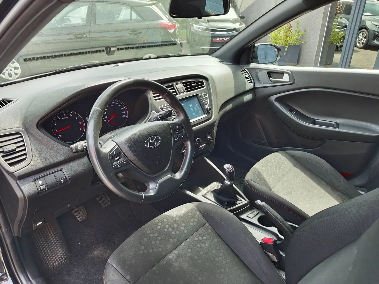 Hyundai i20 1.2i Air, миниатюра 7