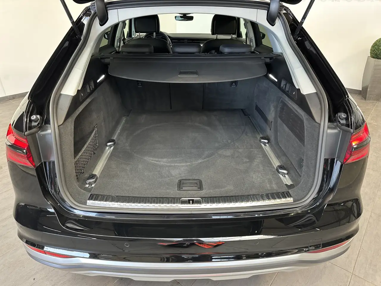 Audi A6 allroad 40 TDI Qu NAV+LED+360°+V-COCKPIT+18ZO 6