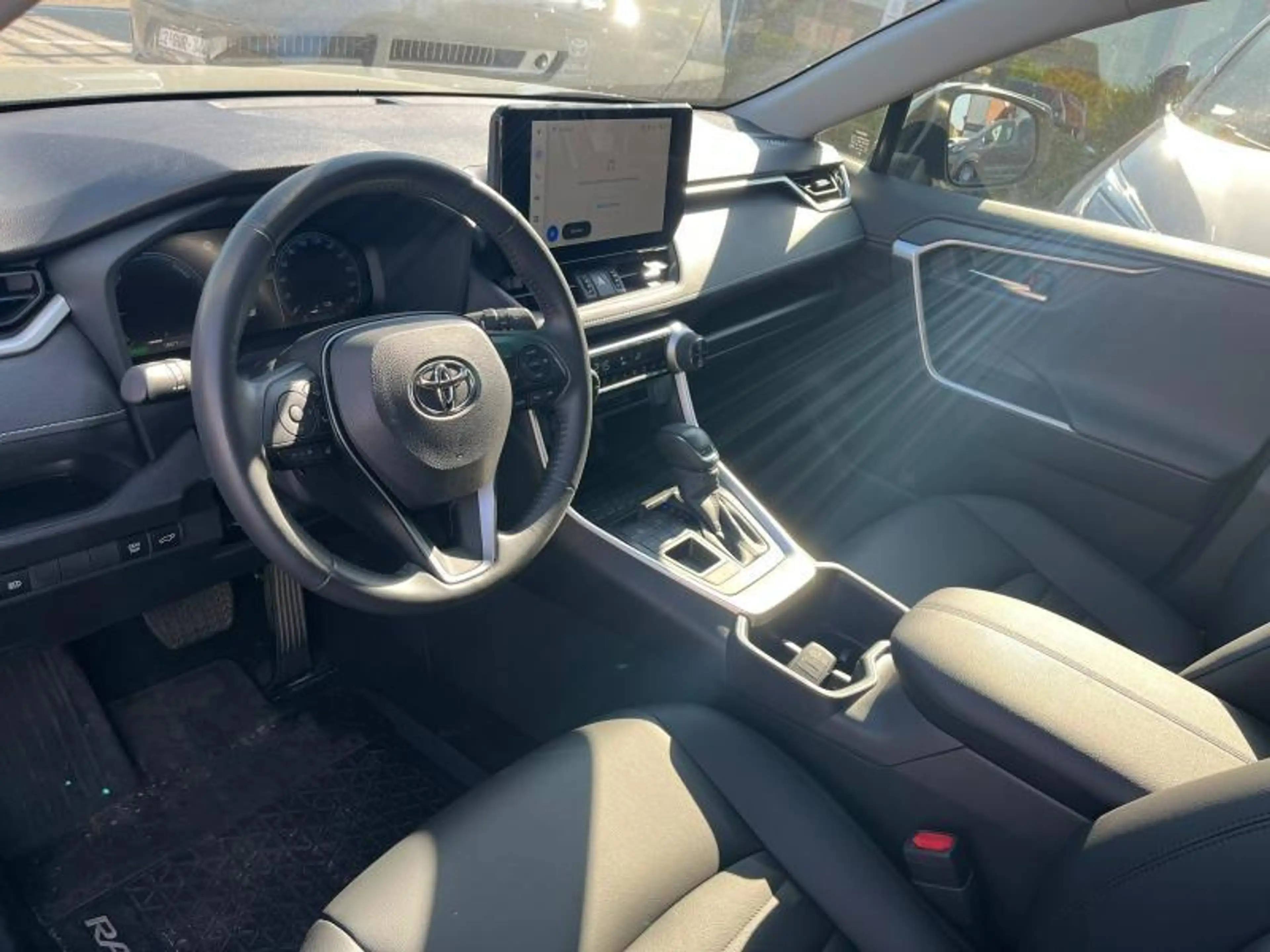 Toyota RAV 4 Dynamic Plus — photo 8