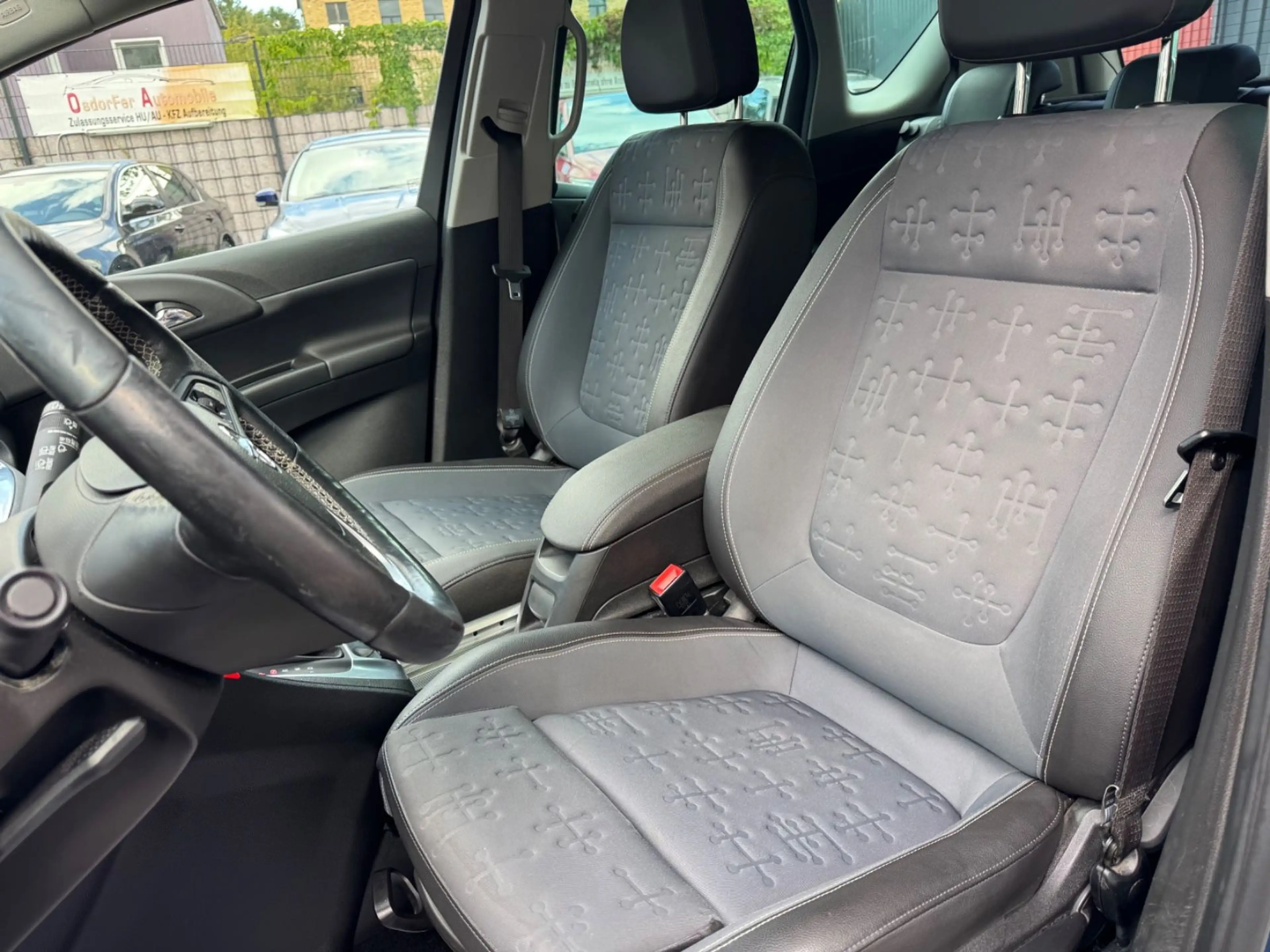 Opel Meriva B Innovation Automatik.LPG Anlage — photo 11