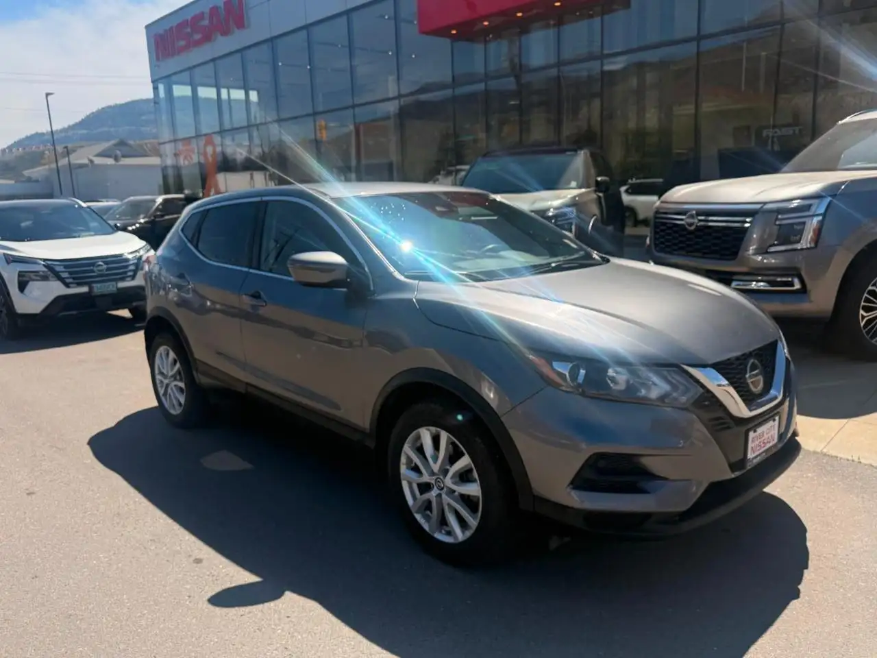 Nissan Qashqai снимка Nissan Qashqai