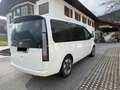 Hyundai STARIA Staria Bus 2,2 CRDi Luxury Line 4WD DCT Aut. Luxury Line Weiß - thumbnail 3