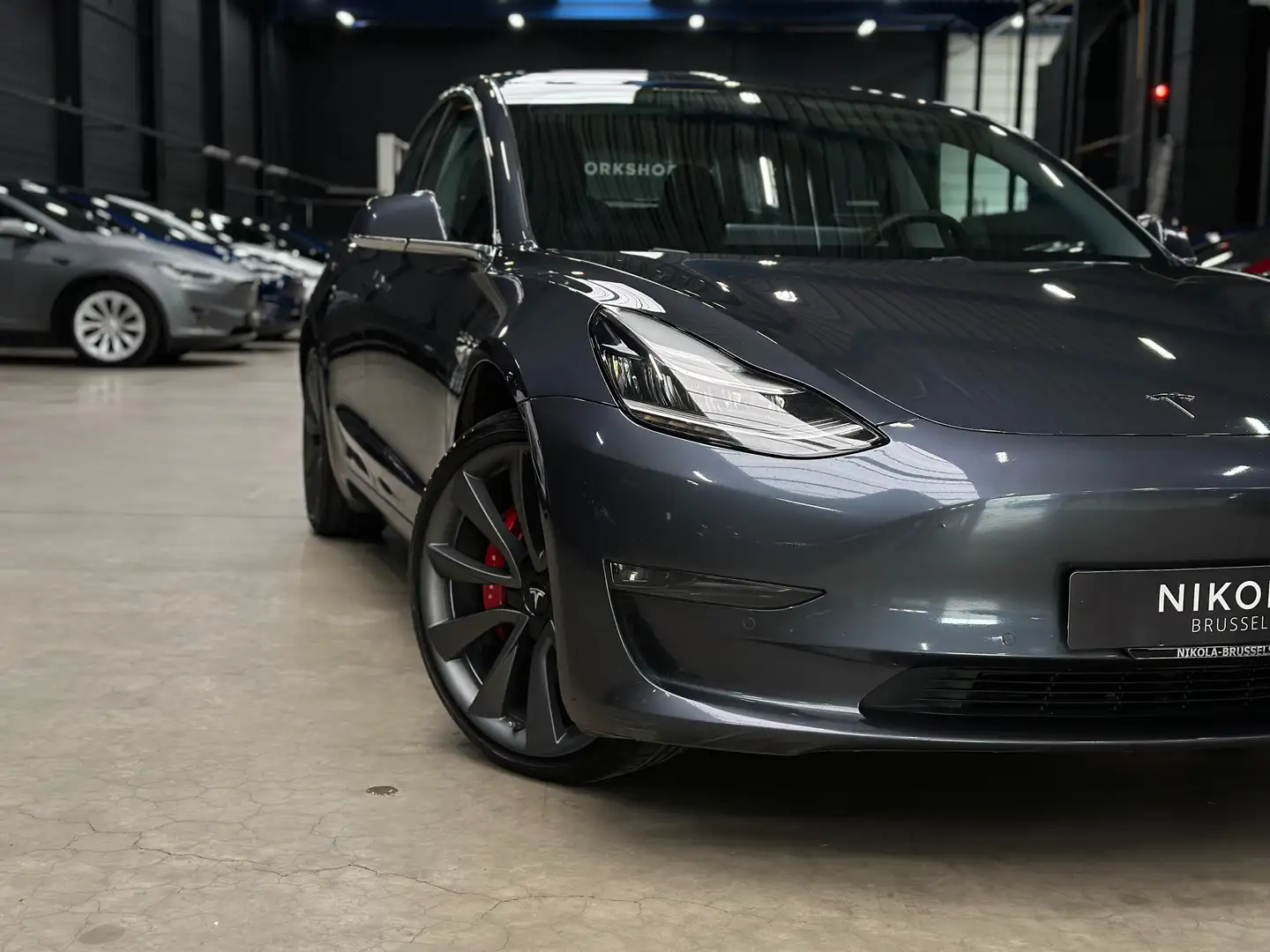 Tesla Model 3 PERFORMANCE - 20" WHEELS Grijs - 2