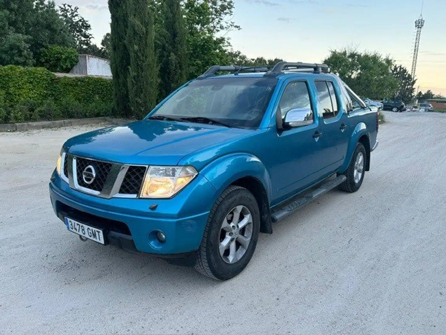 Nissan Navara Navara 2.5dCi XE DCb. 4x4 XE - 1
