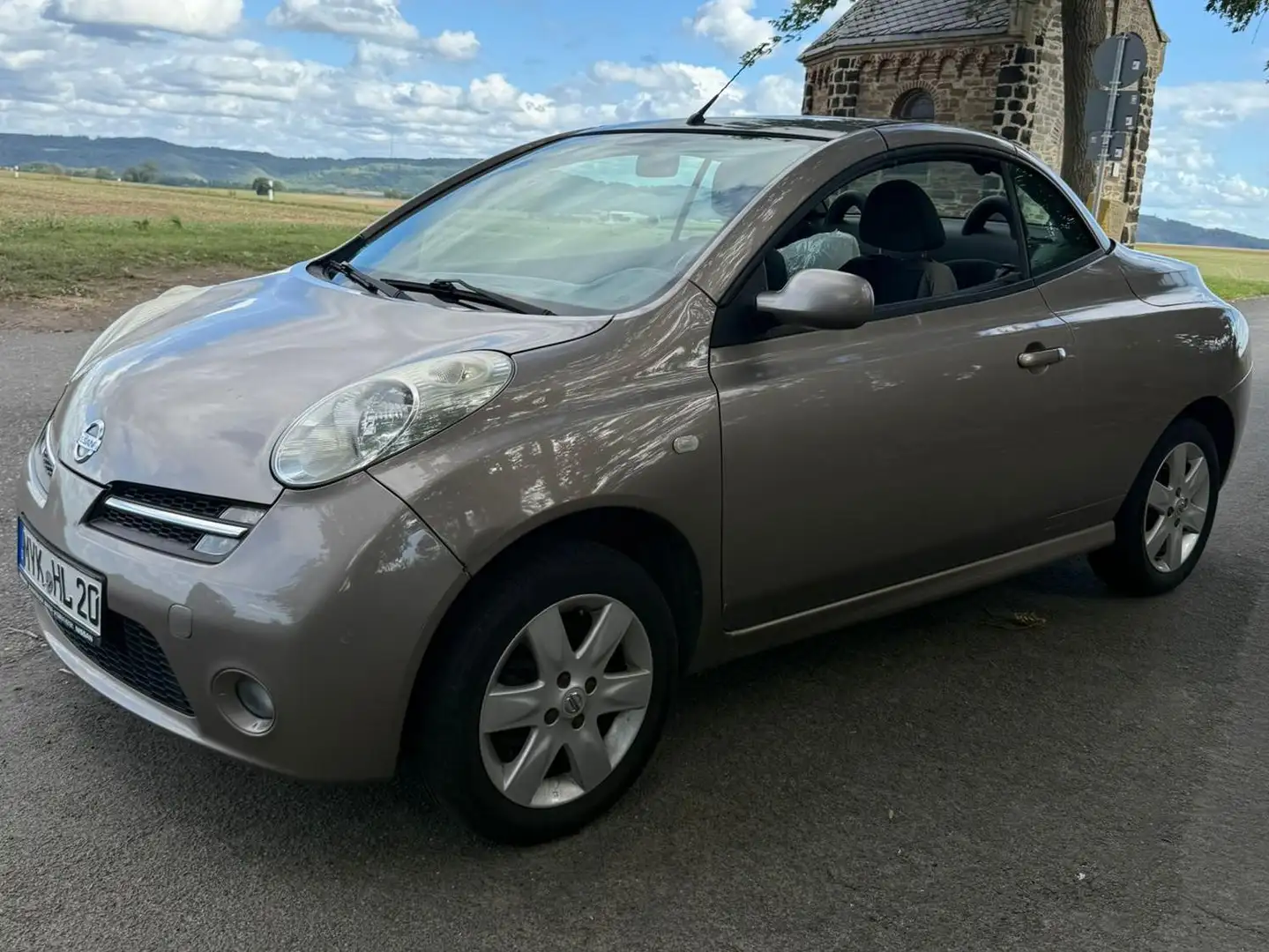 Nissan Micra Basis Braun - 2
