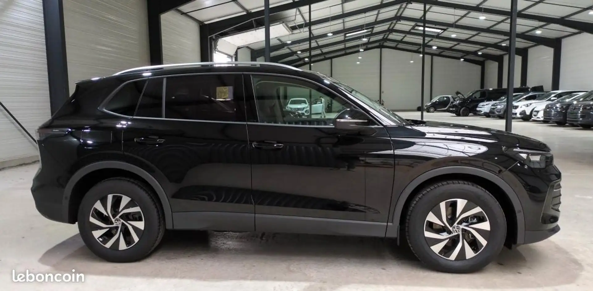 Volkswagen Tiguan 1.5 etsi 150ch dsg7 life plus neuf 0km + pack hiver toit pano acc camera remise de 20 % Noir - 2