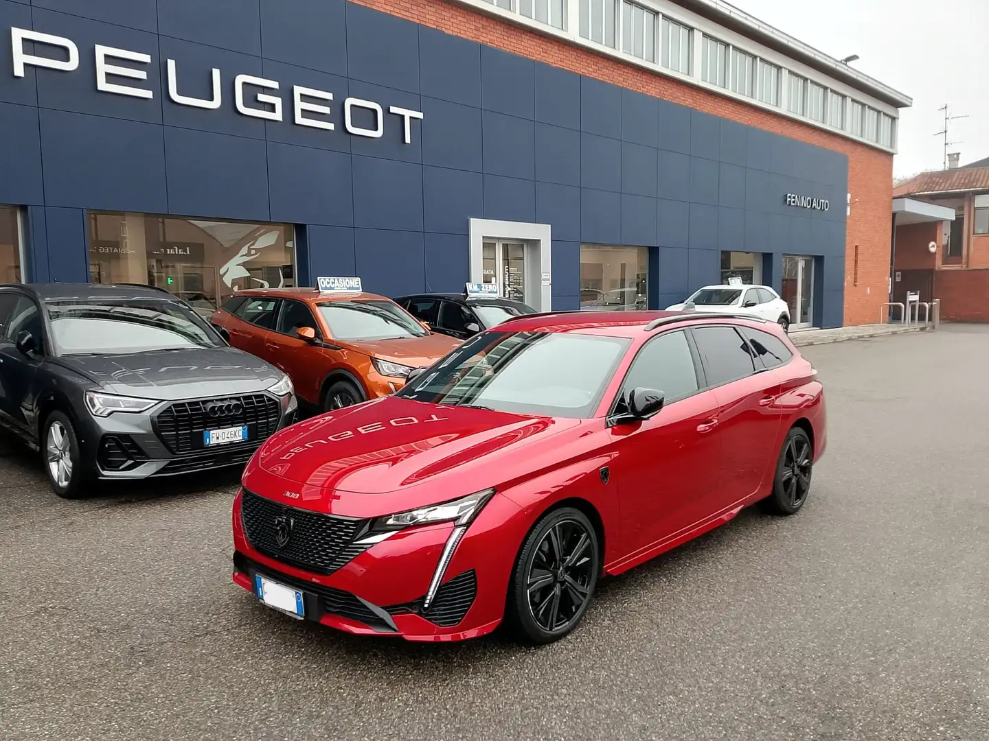 Peugeot 308 SW bluehdi 130 Eat8 GT Pack S&S Rouge - 1