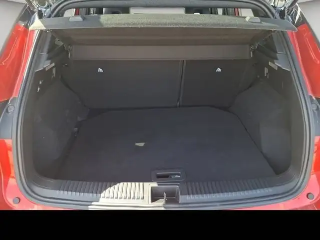 Renault Austral view 6