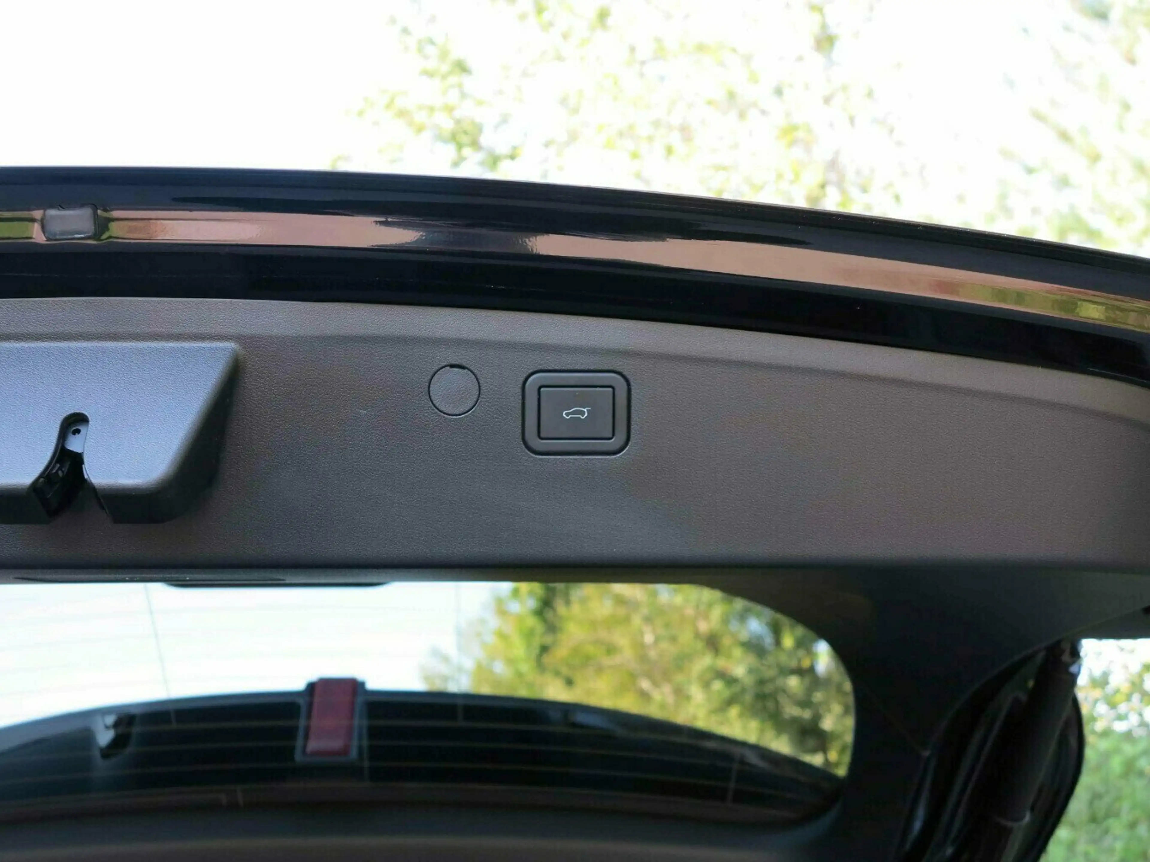 GWM WEY 03 2.0 PHEV 270KW/367PS Luxury — photo 7