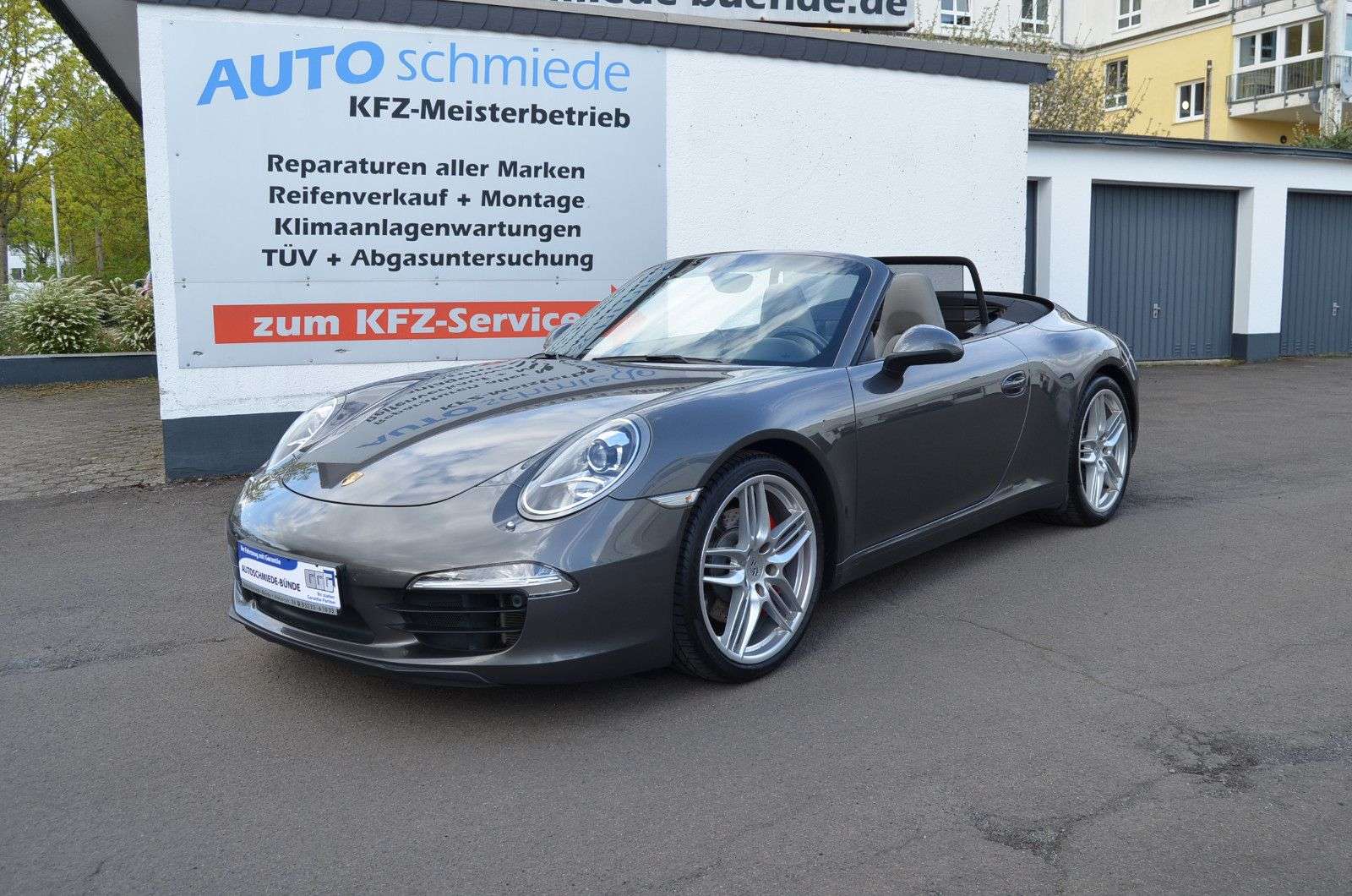 Second hand Porsche 911 