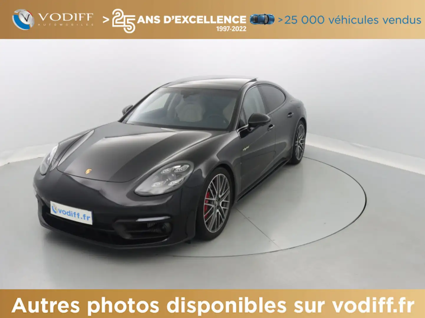 Porsche Panamera 3.0 V6 560 CV 4S E-HYBRID Schwarz - 1