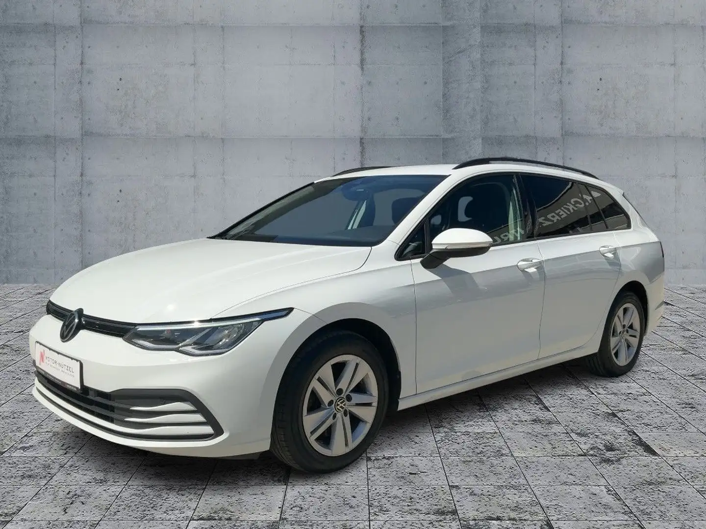 Volkswagen Golf Variant Golf VIII Variant 2.0 TDI LIFE LED+NAVI+AHK+SHZ White - 2