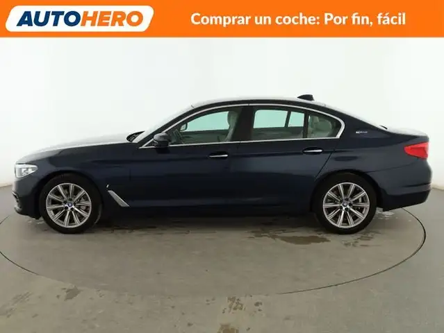 BMW 5 Series view 3