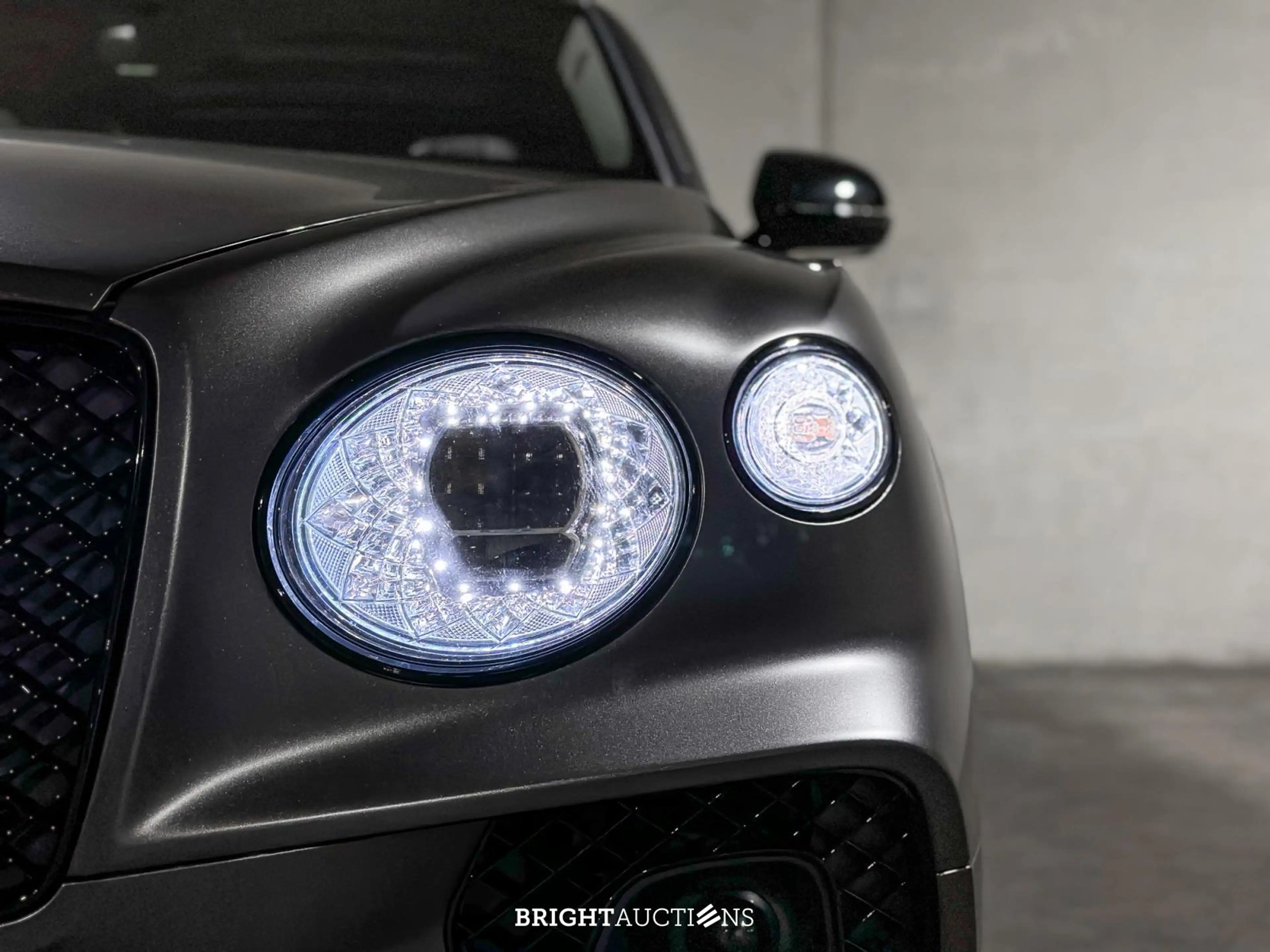 Bentley Bentayga 4.0 V8 S — photo 14