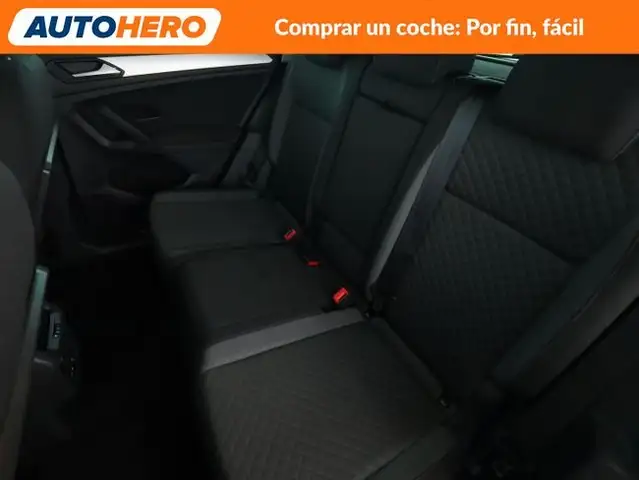 Volkswagen Tiguan view 15