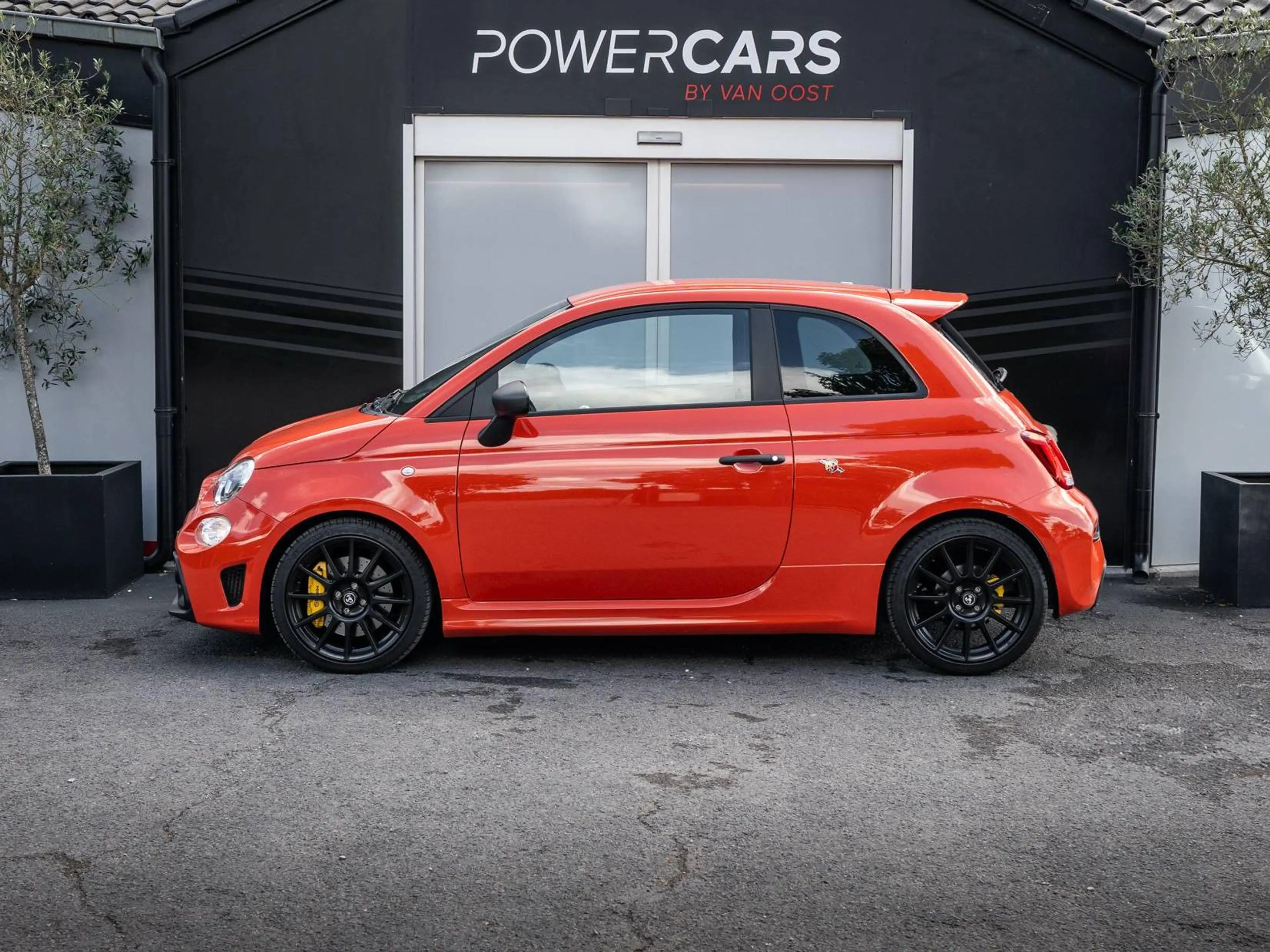 Abarth 695 Competizione | Beats | Monza Sportuitlaat | — photo 8