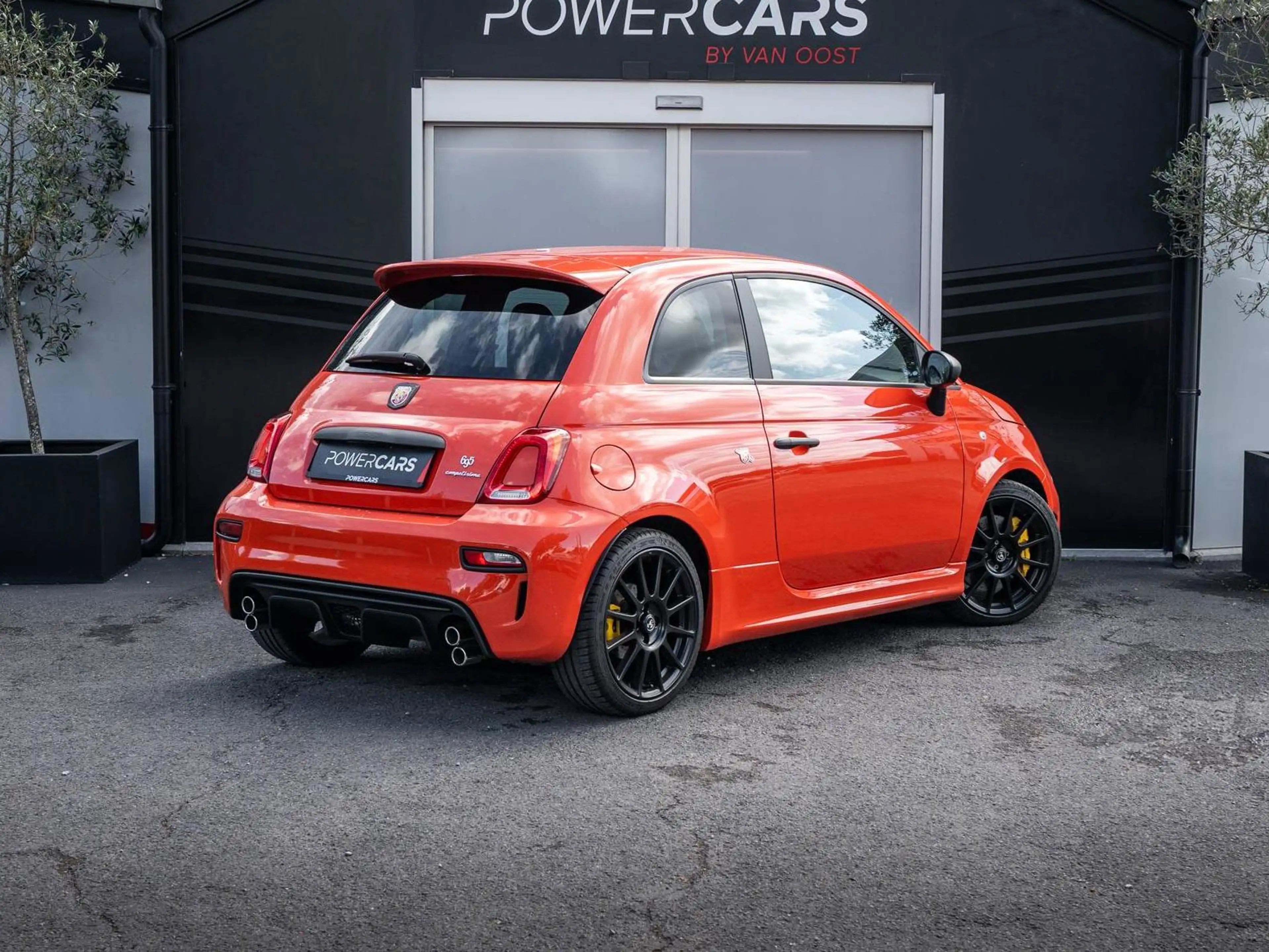 Abarth 695 Competizione | Beats | Monza Sportuitlaat | — photo 5