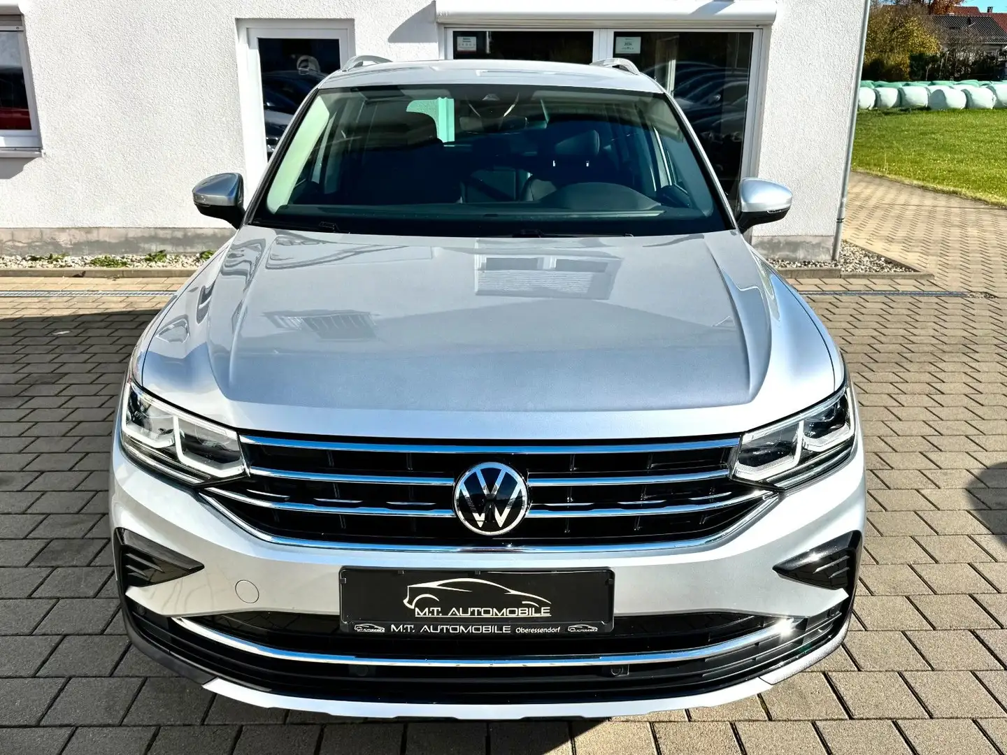 Volkswagen Tiguan Elegance*AHK*ABSTANDTEMP*NAVI*KAMERA*PDC Argent - 2