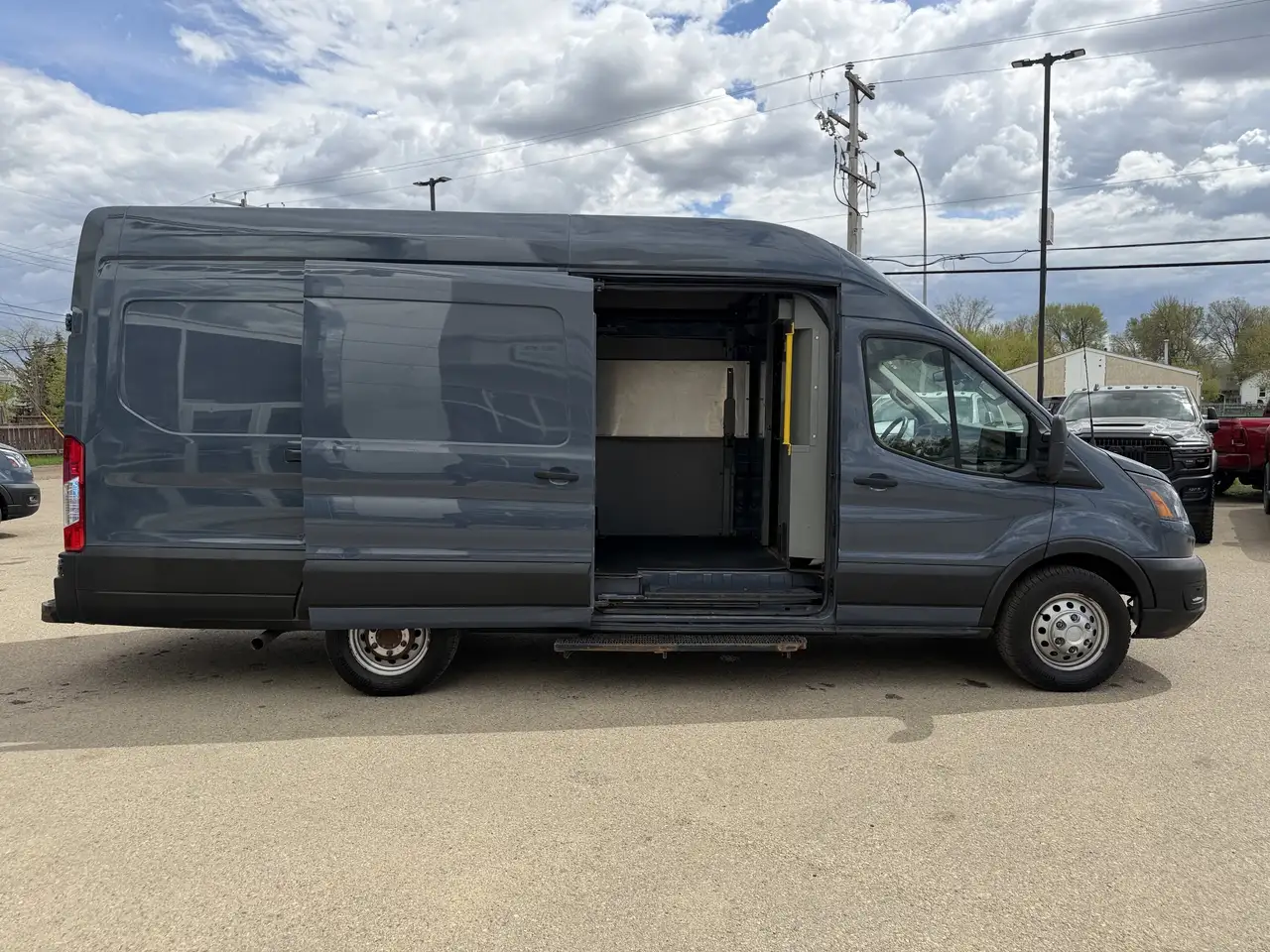 Ford Transit Cargo Van снимка Ford Transit Cargo Van