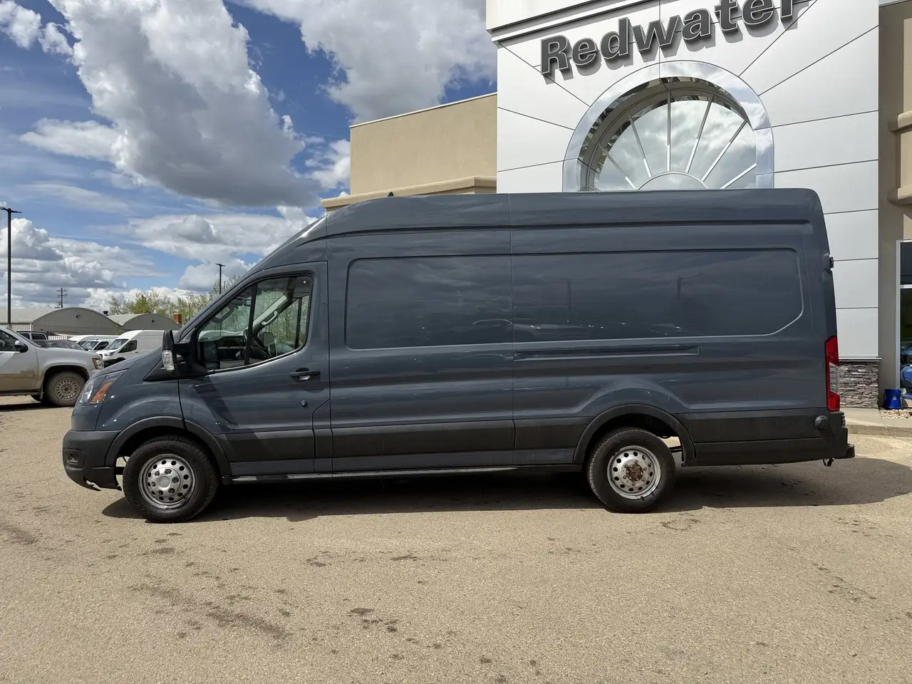 Ford Transit Cargo Van снимка Ford Transit Cargo Van