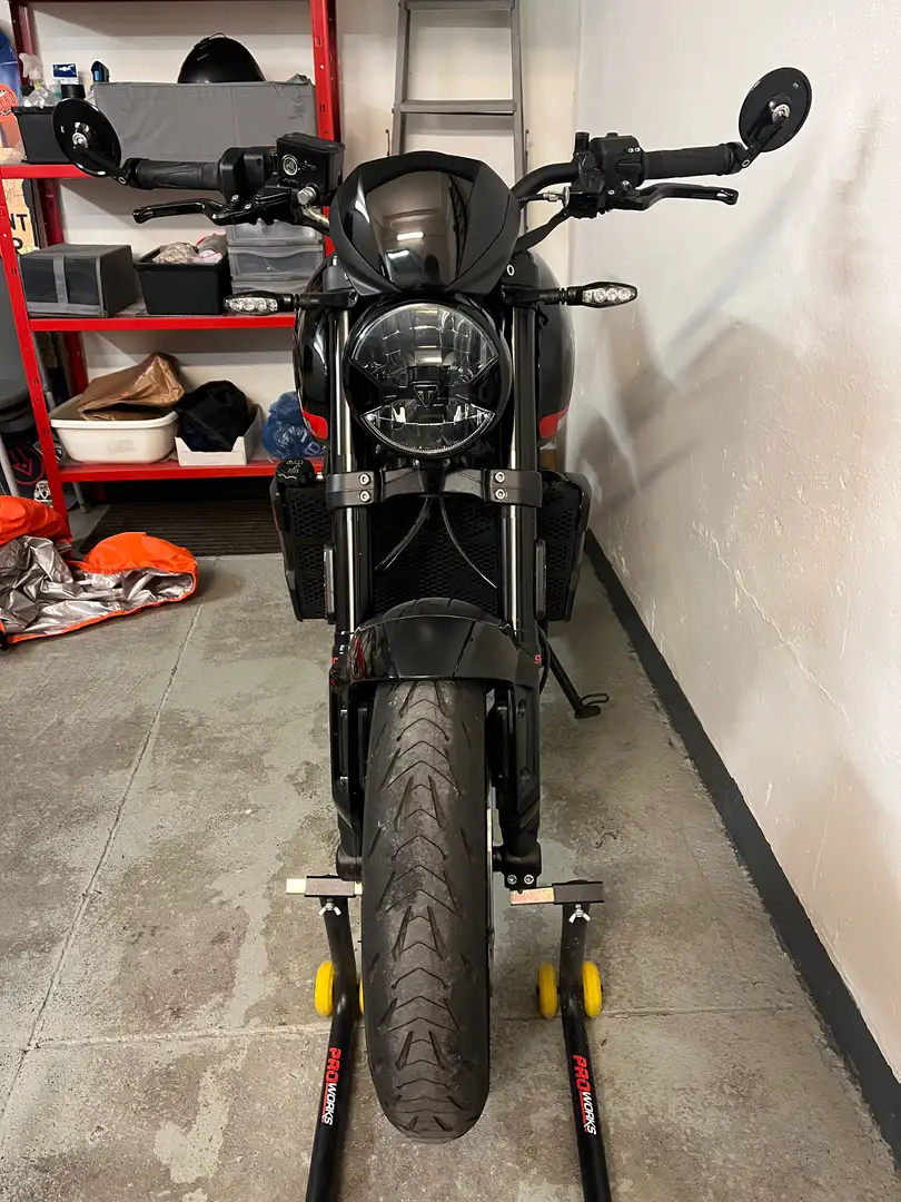 Triumph Trident 660 Negru - 2