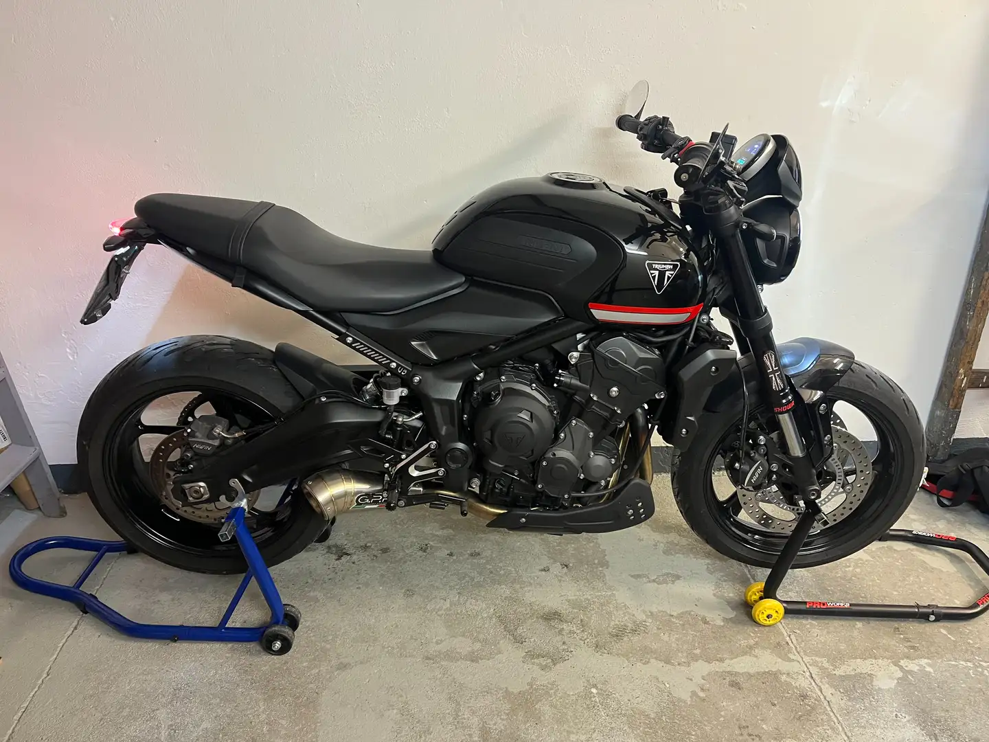 Triumph Trident 660 Negru - 1