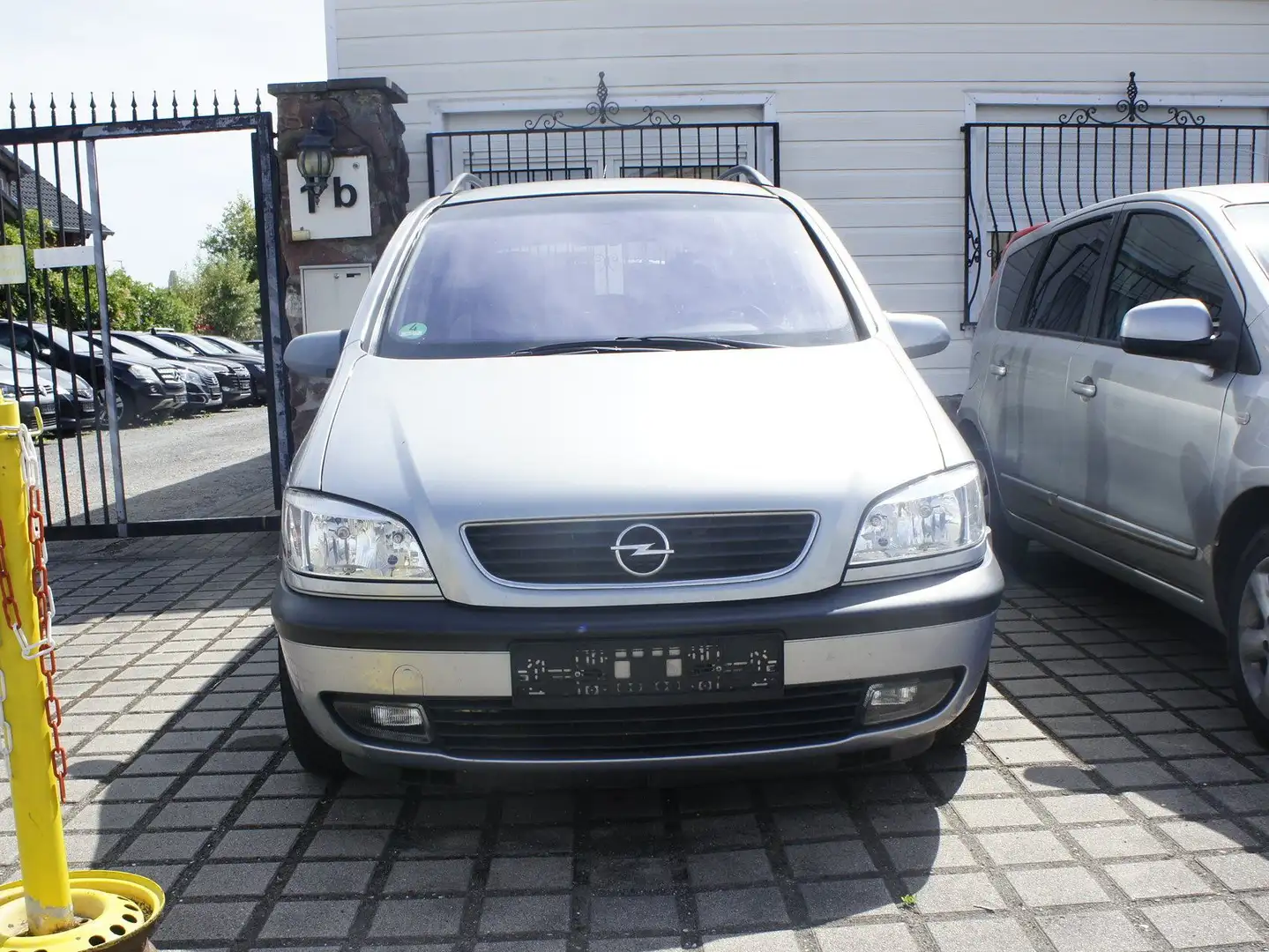 Opel Zafira 2.0 DTI Elegance Argent - 1