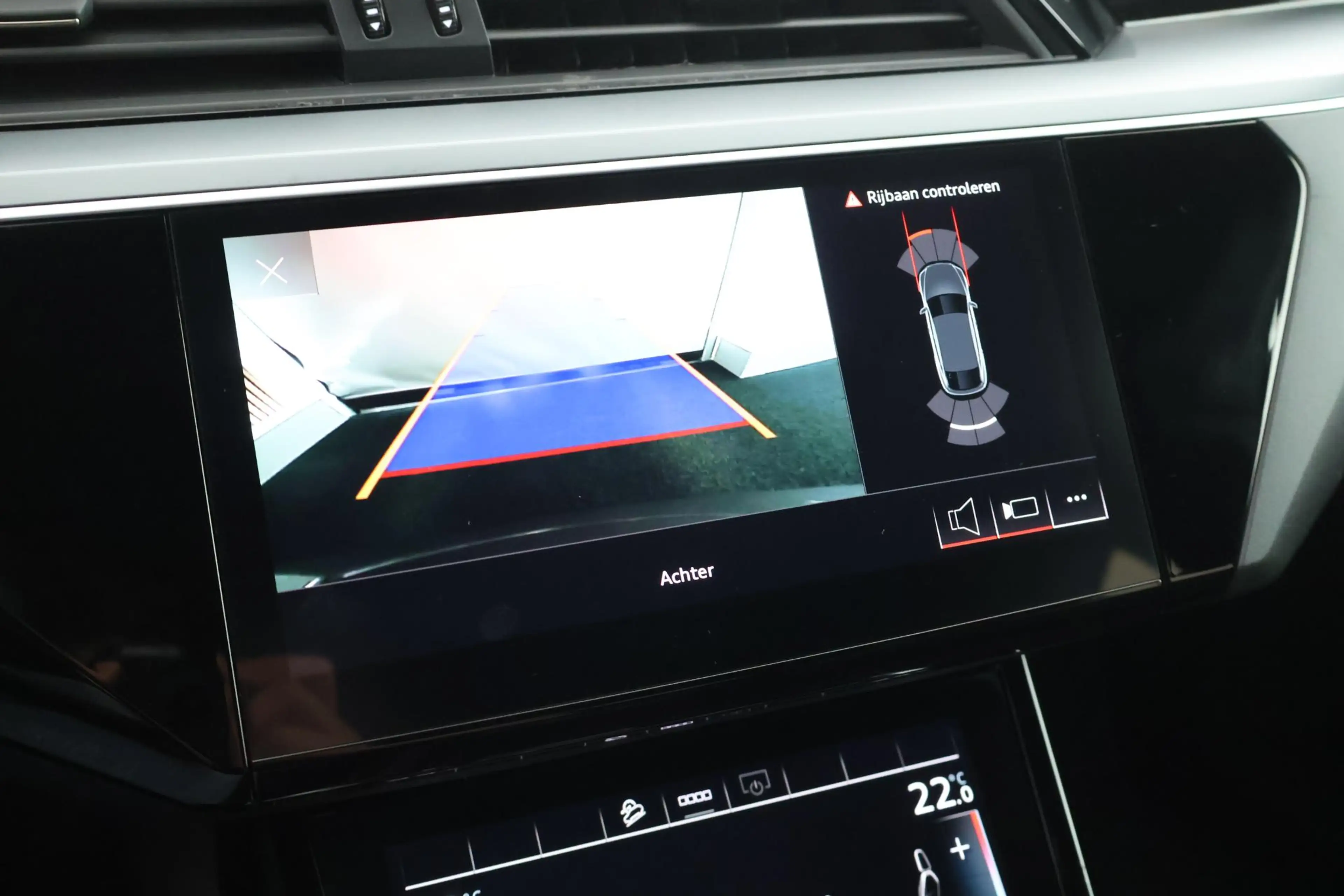 Audi e-tron Sportback 55 408pk quattro Business edition Plus 9 — photo 4