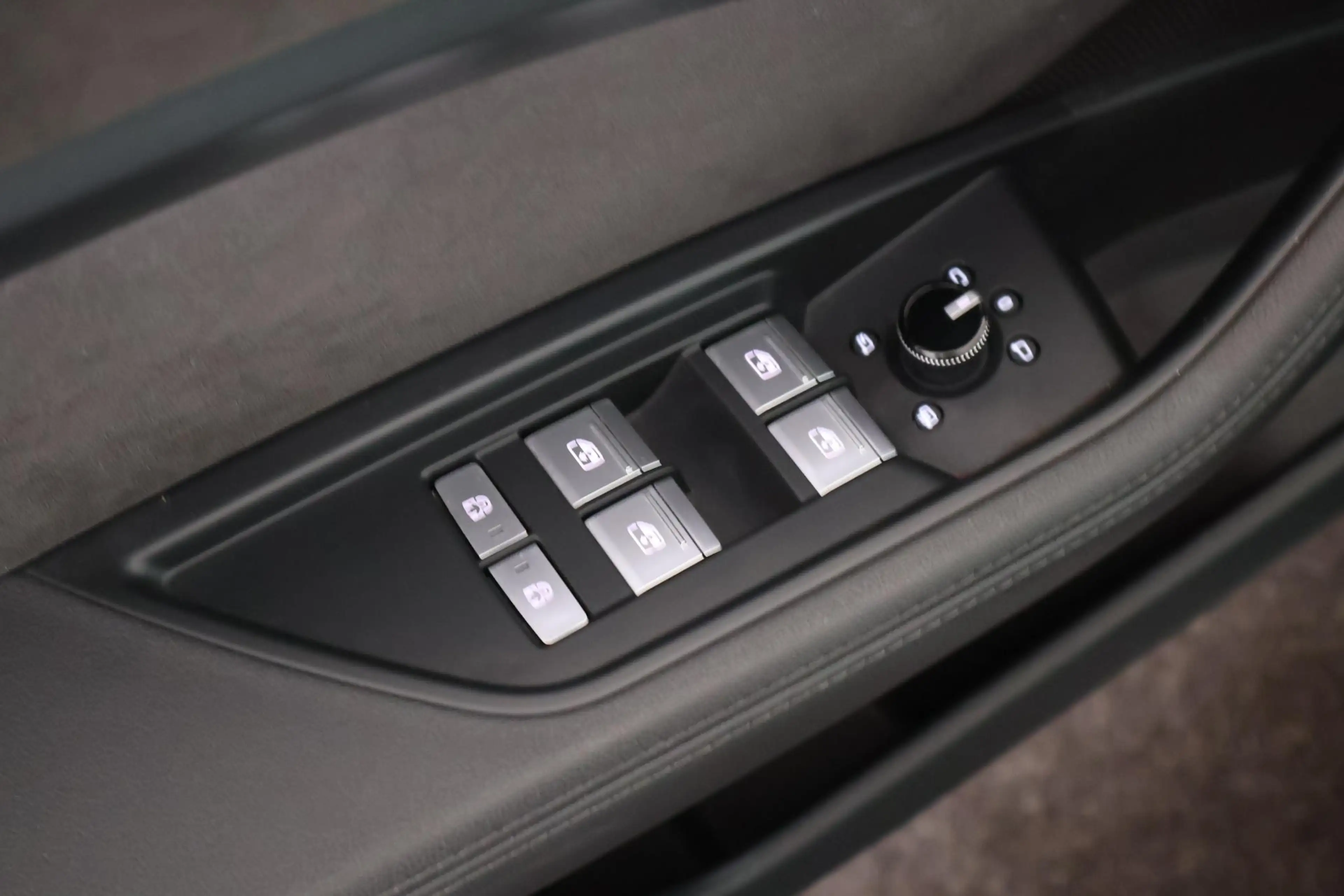 Audi e-tron Sportback 55 408pk quattro Business edition Plus 9 — photo 16