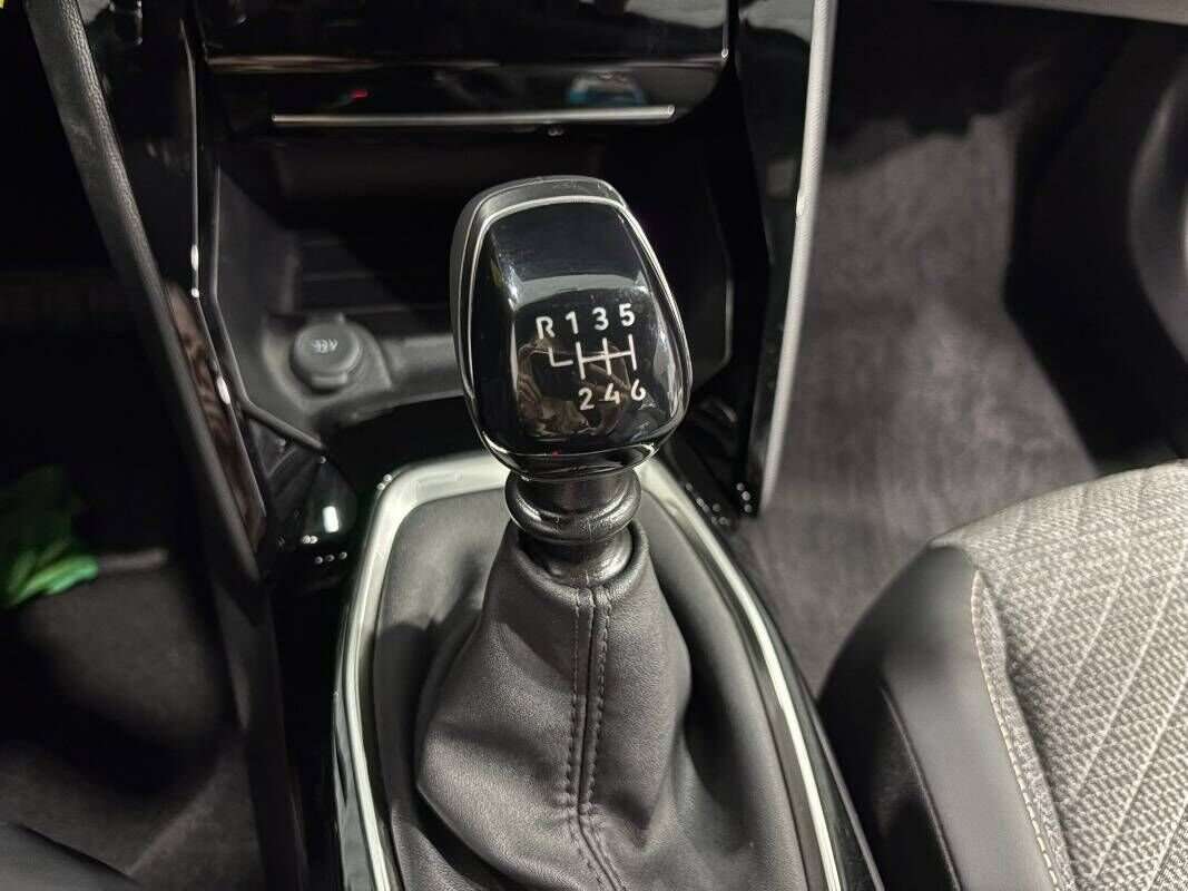 Peugeot 2008 - Immagine 14