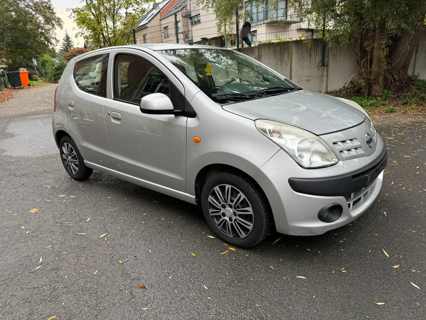 Nissan Pixo Pixo 1.0i Acenta+AC GARANTIE 1 AN/JAAR Grau - 2