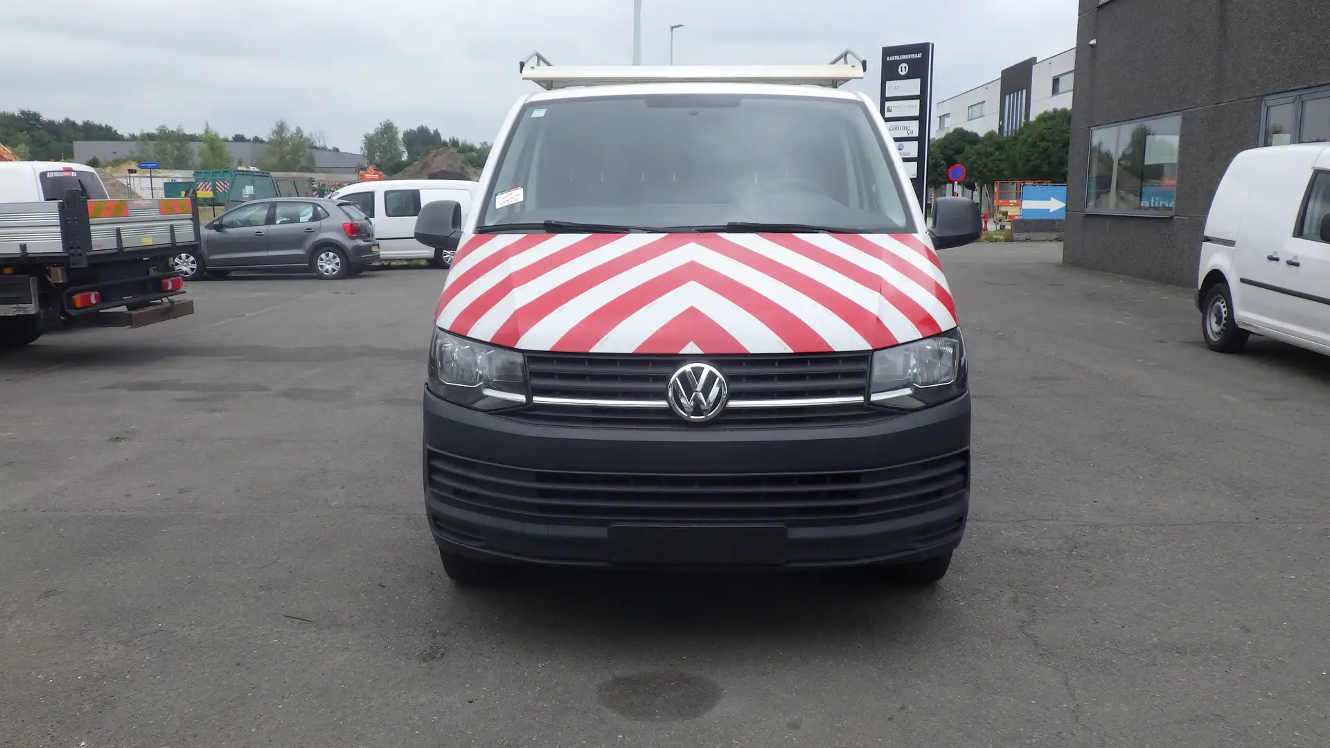 Volkswagen T7 Transporter (Stock ID 26105) Biały - 1