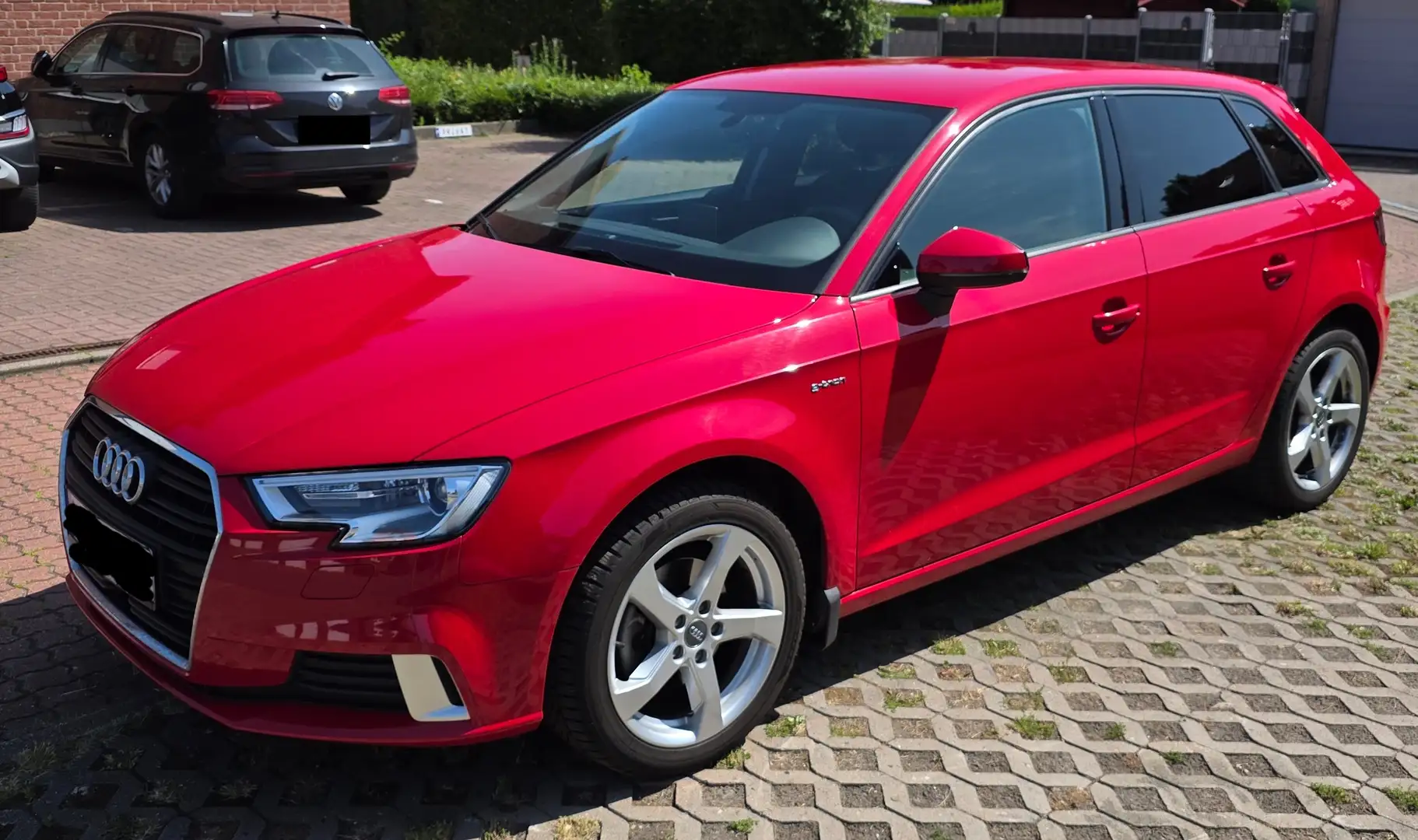 Audi A3 A3 Sportback g-tron 1.4 TFSI g-tron Sportback spor Rot - 1
