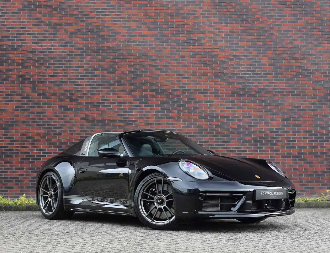 Porsche 992 Targa 4 GTS | Edition 50 Years - Vol! Zwart - 1