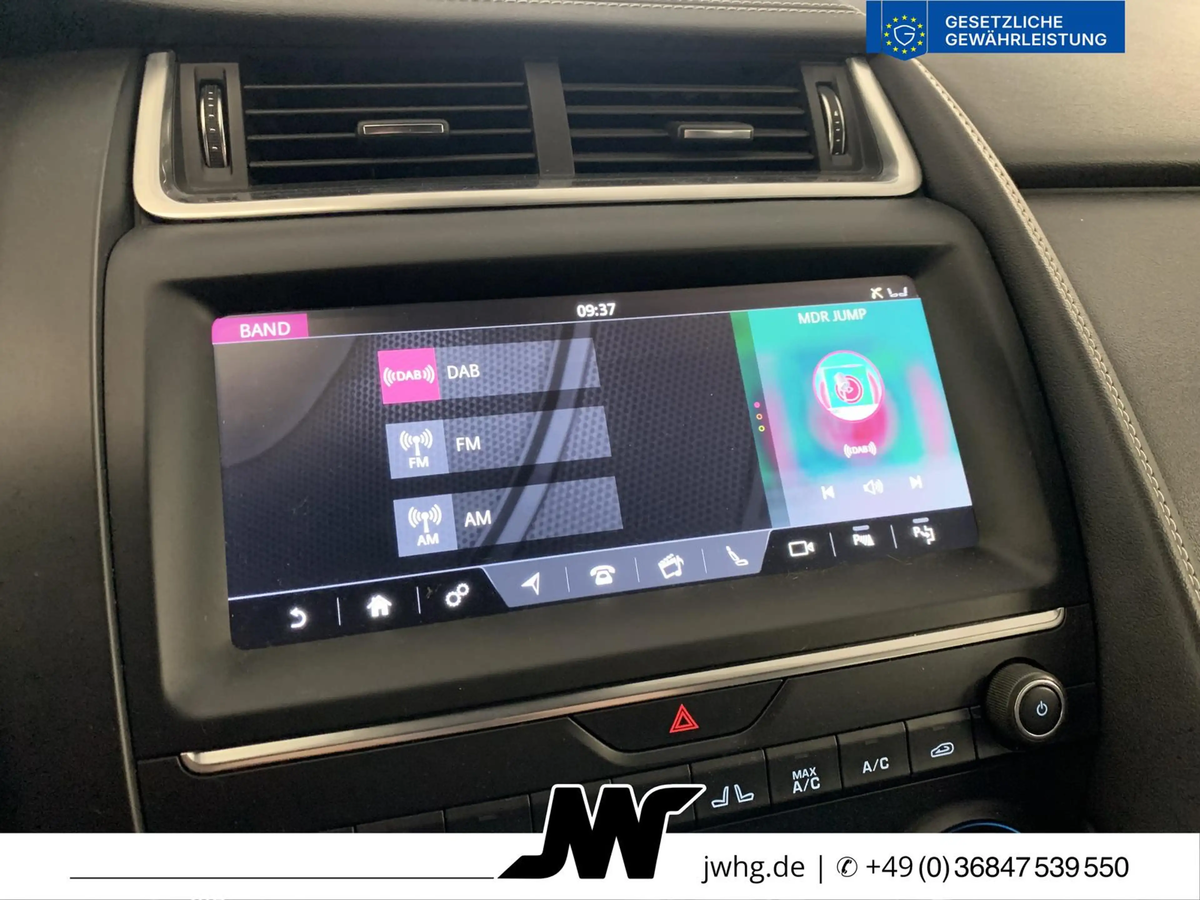 Jaguar E-Pace R-Dynamic SE AWD ACC/BLACK/DIGITAL/CARPLAY — photo 12