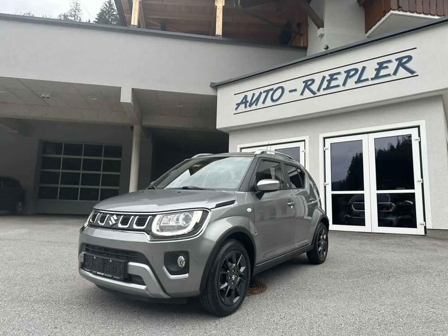 Suzuki Ignis 1,2 Dualjet Hybrid Allgrip Shine Grau - 1
