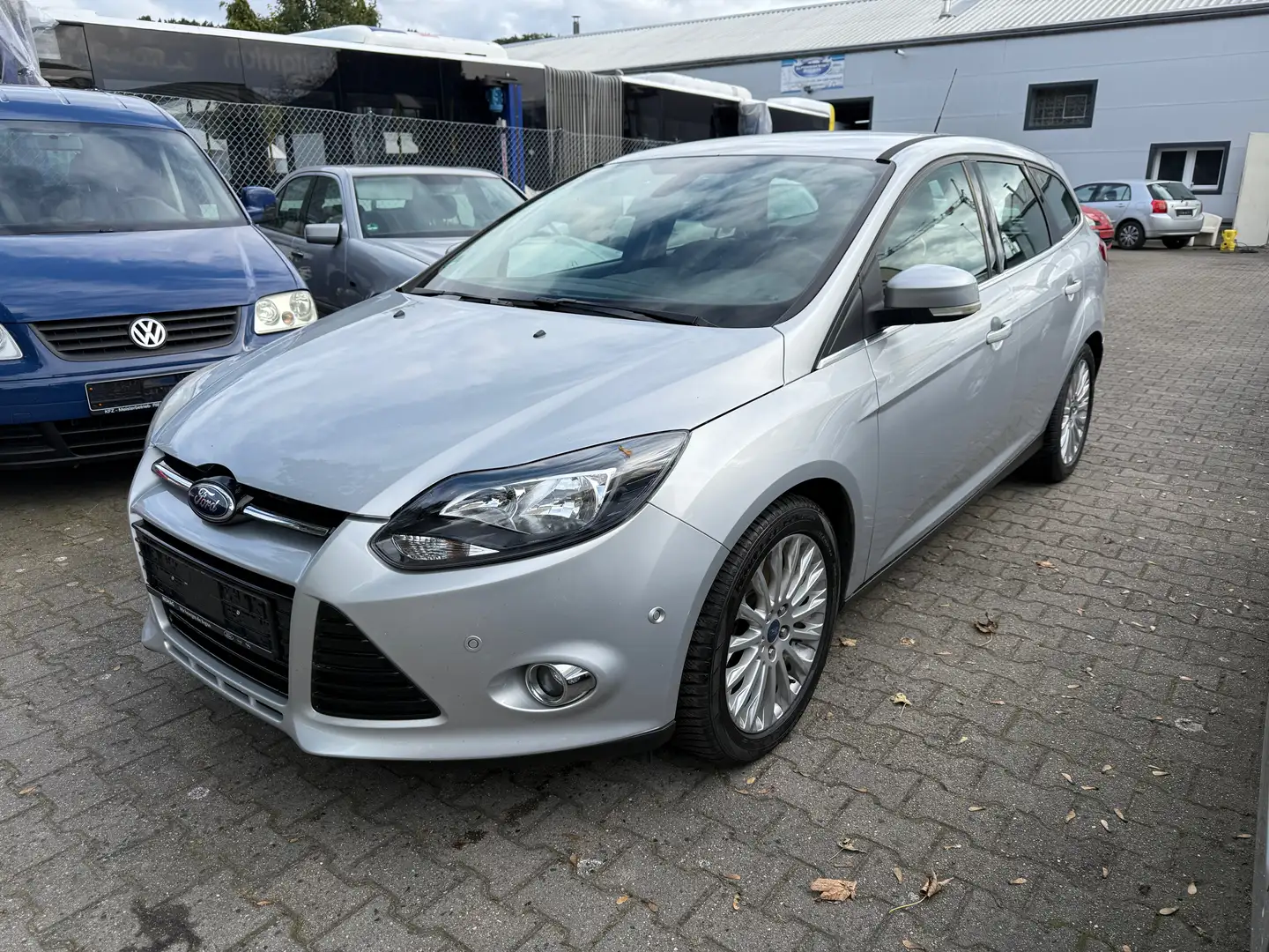 Ford Focus Focus Turnier Diesel Turnier 2.0 TDCi DPF Titanium Stříbrná - 1