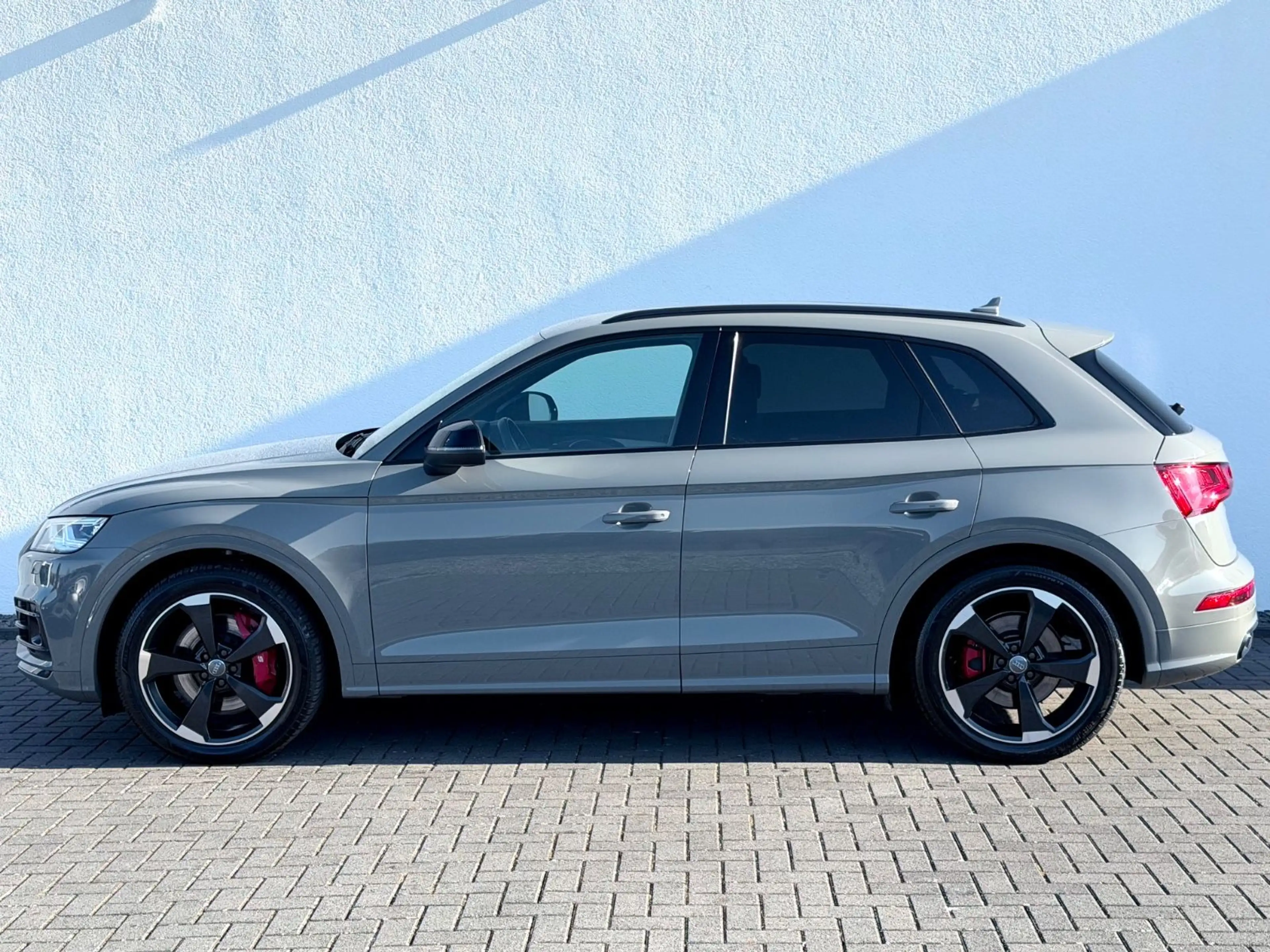 Audi SQ5 3.0 TDI quattro /LED/ACC/HUD/CAM/GARANTIE — photo 8